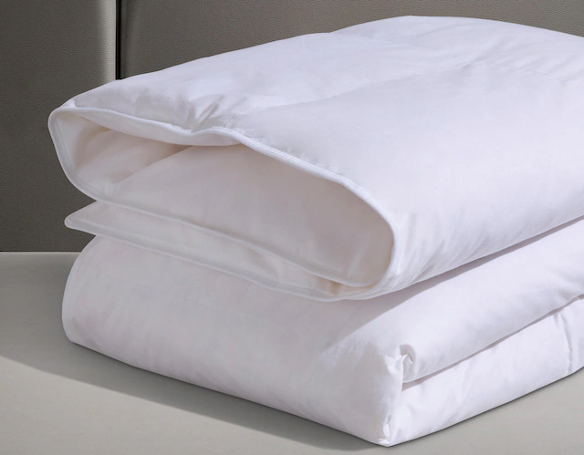 RIBECO Federbettdecke »Laram, Bettdecken für Sommer oder Winter, Made in Germany« normal Füllung 90 % Federn, 10 % Daunen 1 Stk. tlg. Super Preis-Leistung, Bettdecke 135x200 cm oder 155x220 cm, Decke