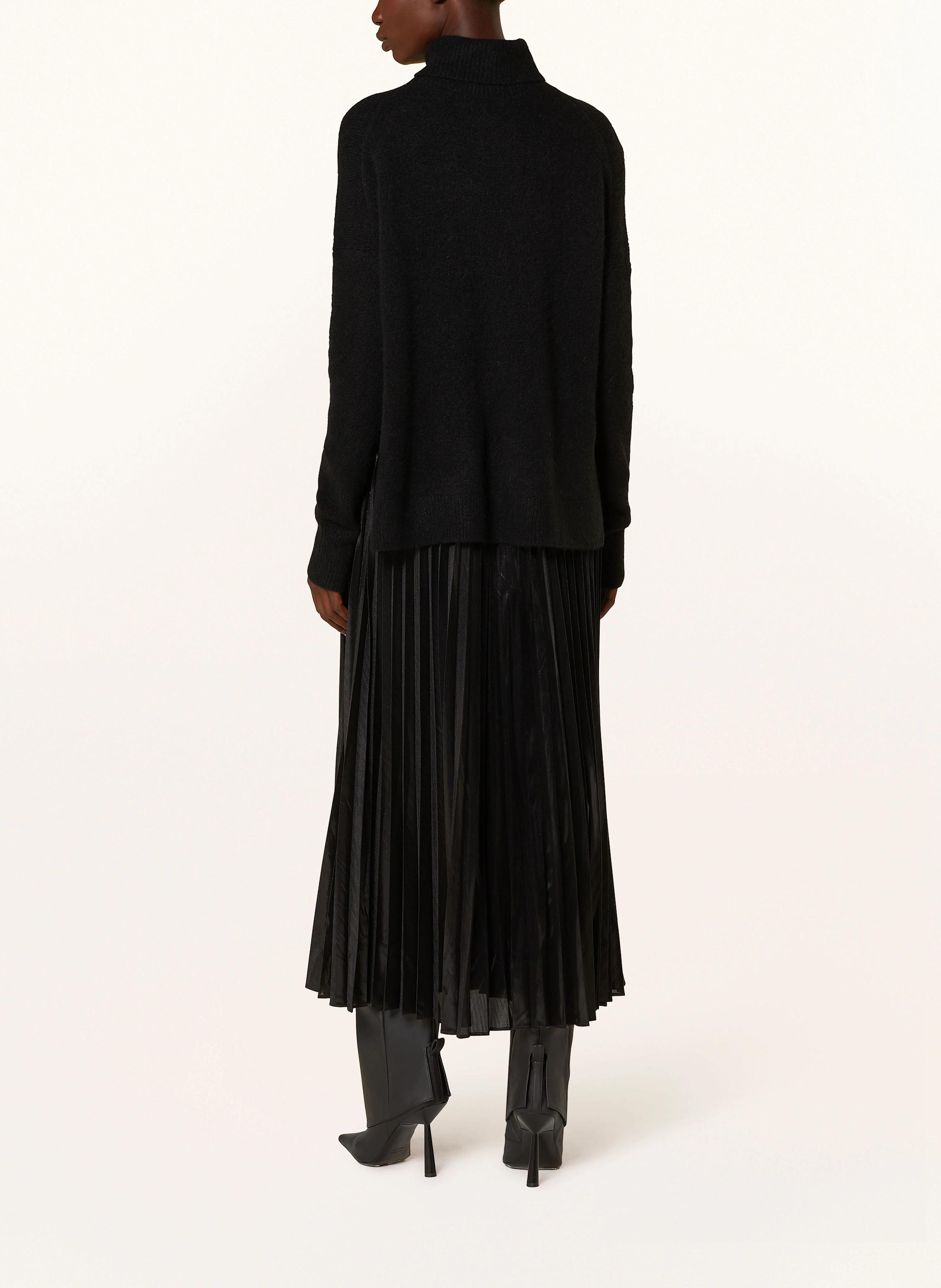 ALLSAINTS Set SPARK: Kleid mit Plissees und Rollkragenpullover