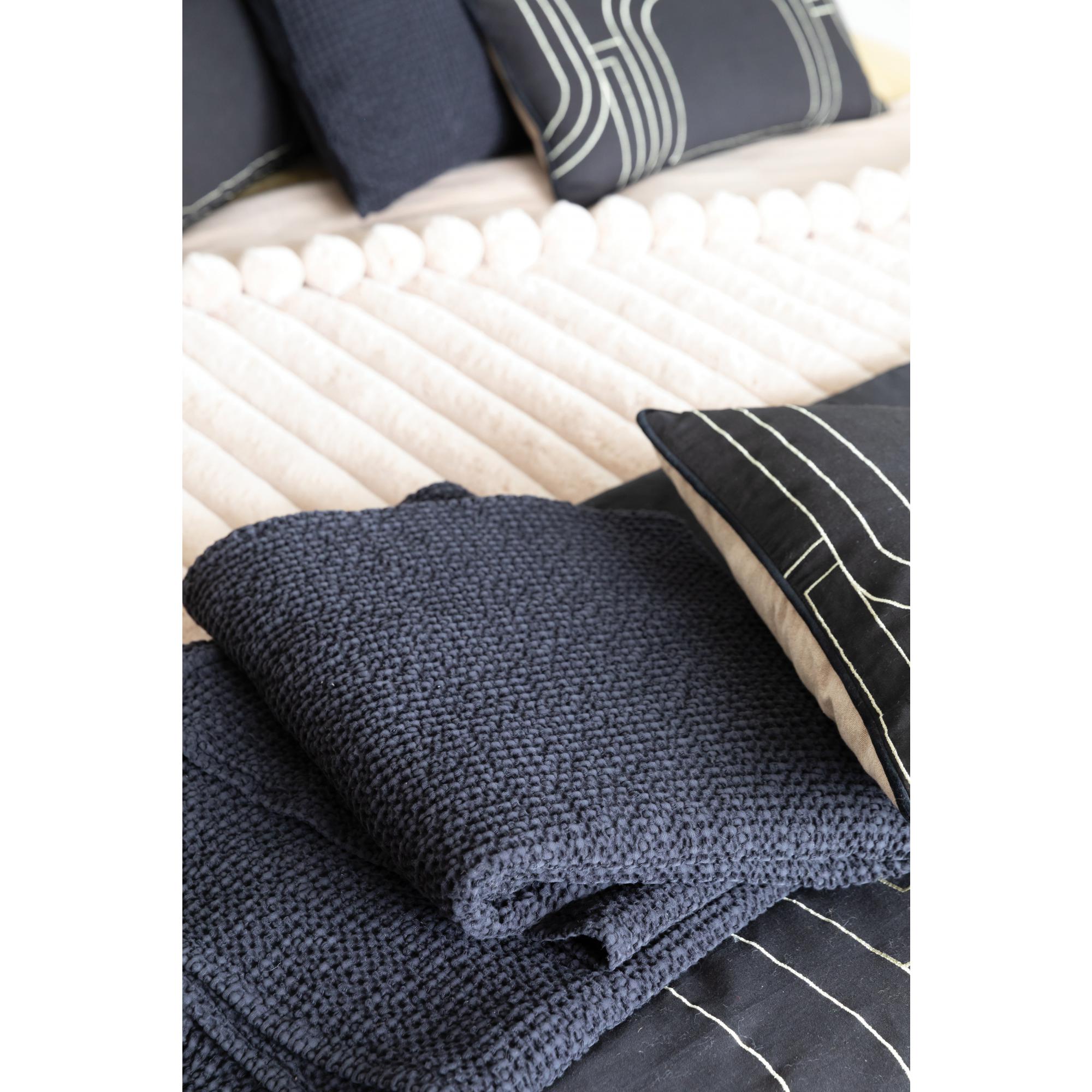 Plaid stonewashed maia caviar 140 x 200 cm