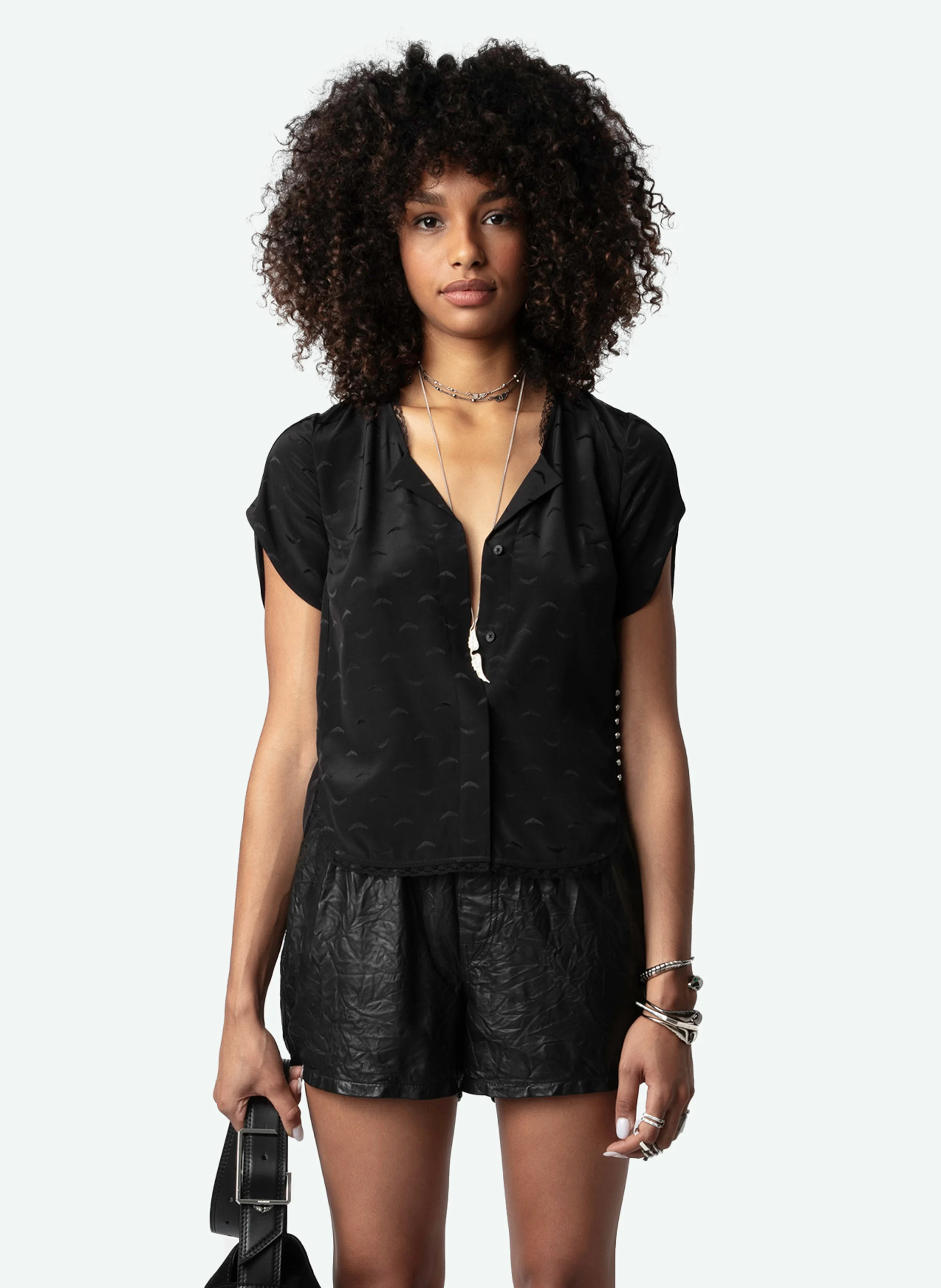 TIFFINY - Chemise col V en soie | Noir
