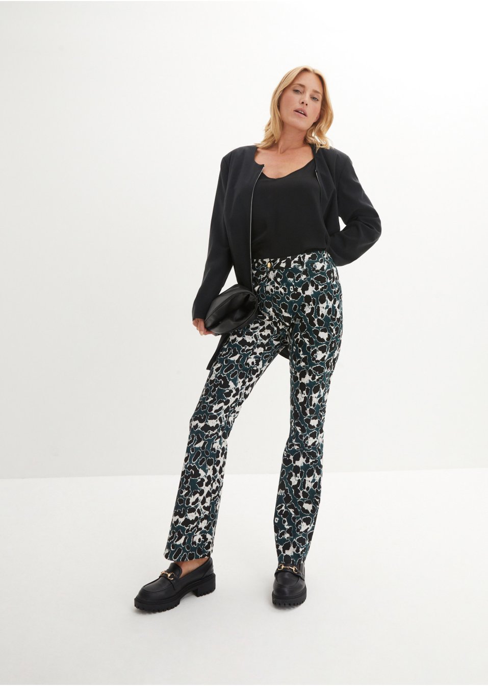 Pantalon extensible à imprimé léopard