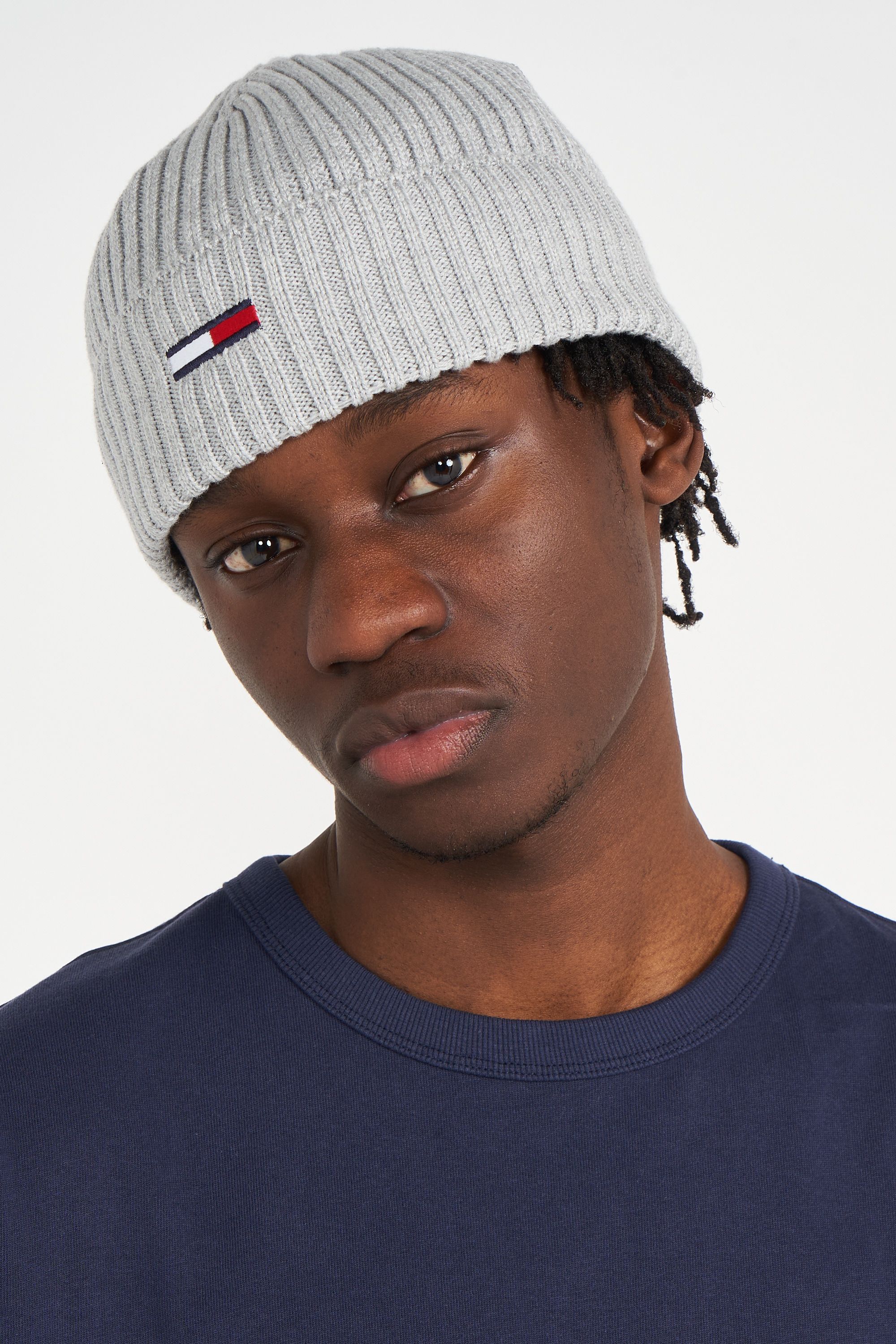 TOMMY JEANS Bonnet TJM FLAG RIB BEANIE Gris