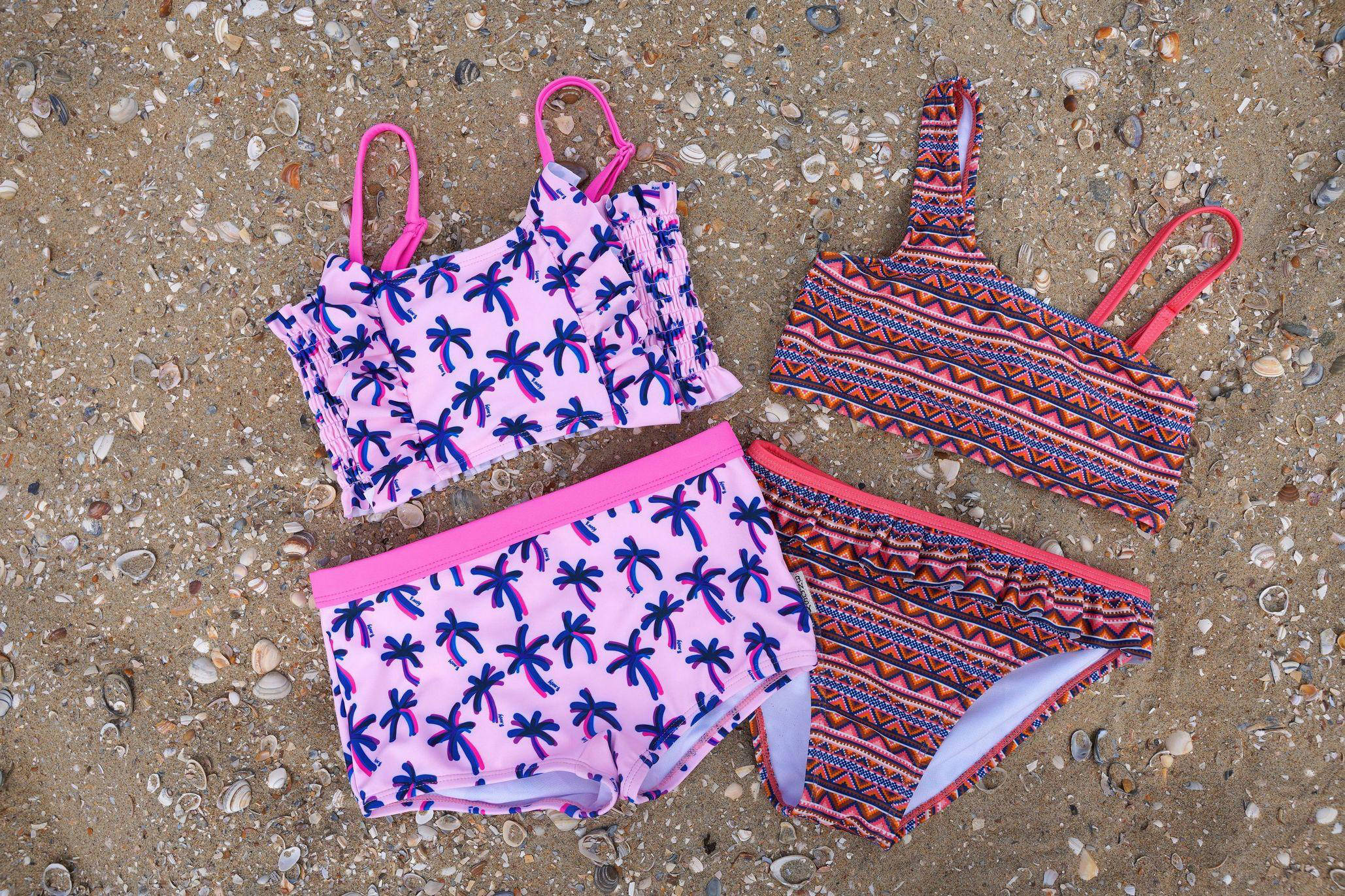 B.Nosy crop bikini met ruches roze