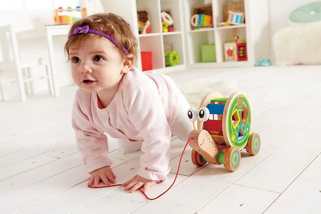 Hape Nachziehtier »Schnecke« Schnurlänge 60 cm
