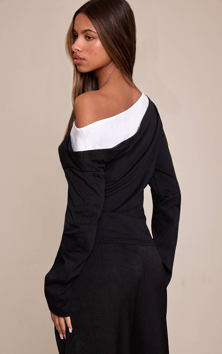 Noir Haut Petite À Double Épaisseur Avec Détail Asymétrique