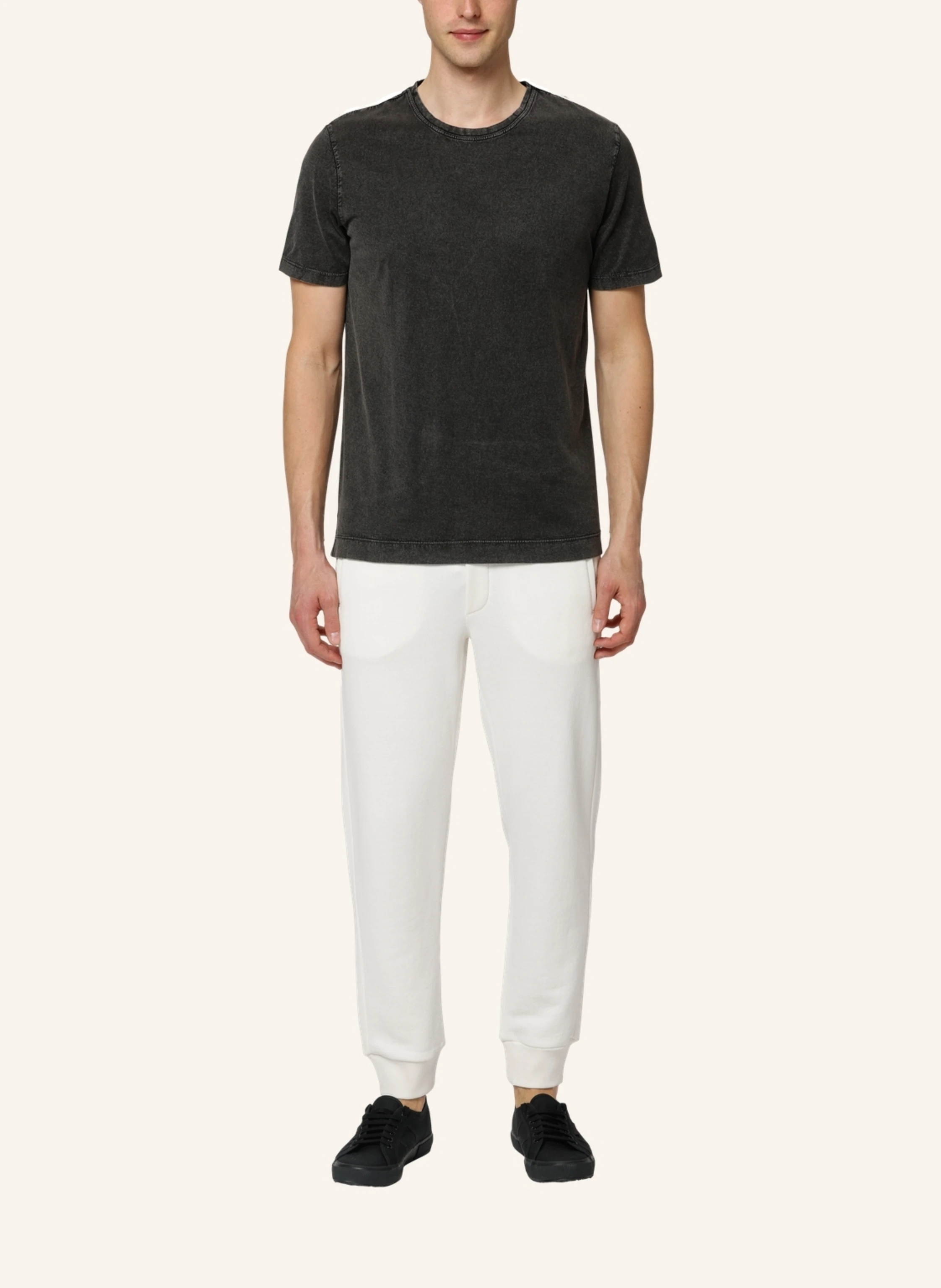 TRUSTED HANDWORK Round Neck 1/2-Sleeve T-Shirt