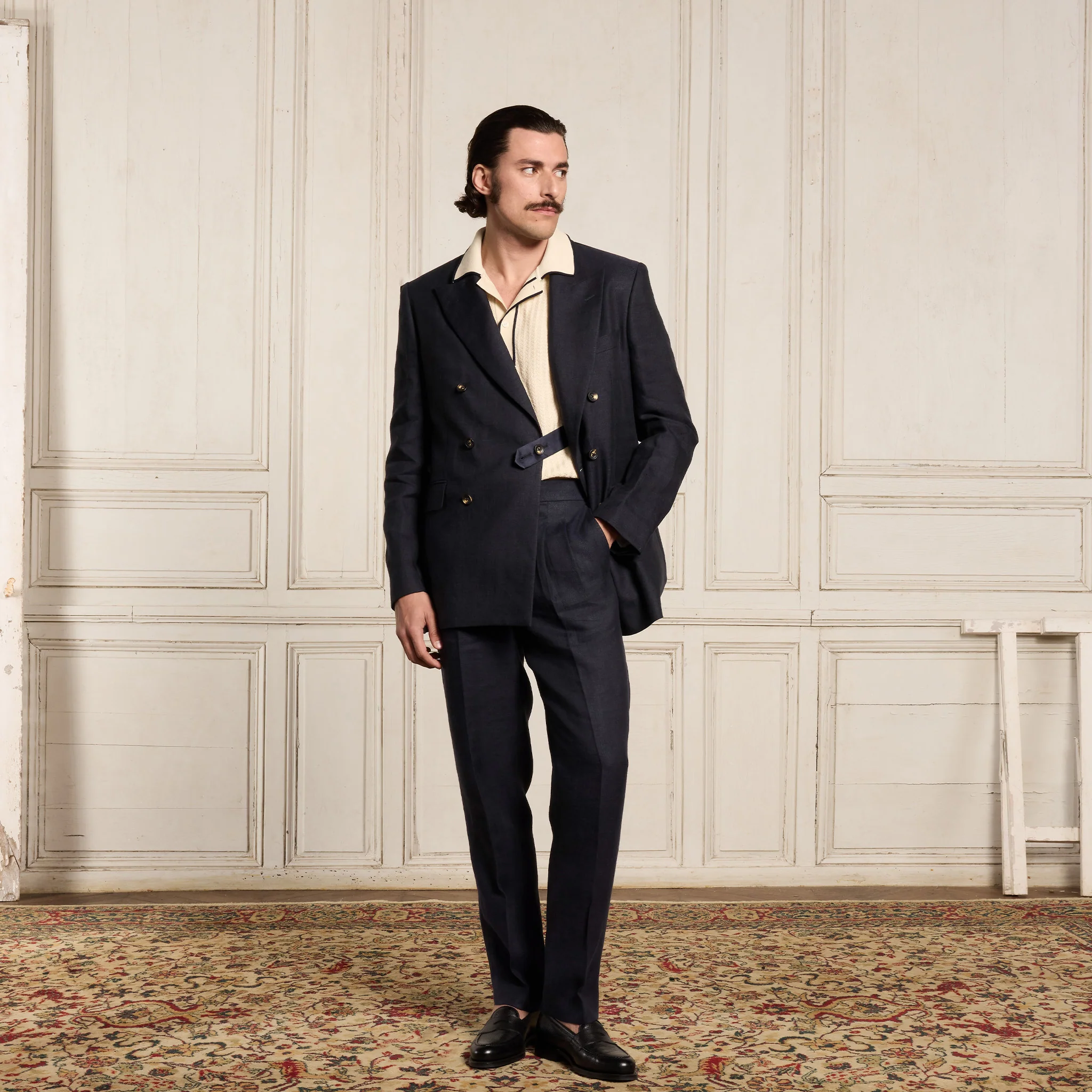 Navy linen double-breasted jacket