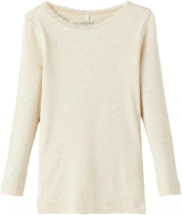 Name It Langarmshirt »NMFKAB LS TOP NOOS«, in Feinripp und mit süsser Spitzenkante am Ausschnitt