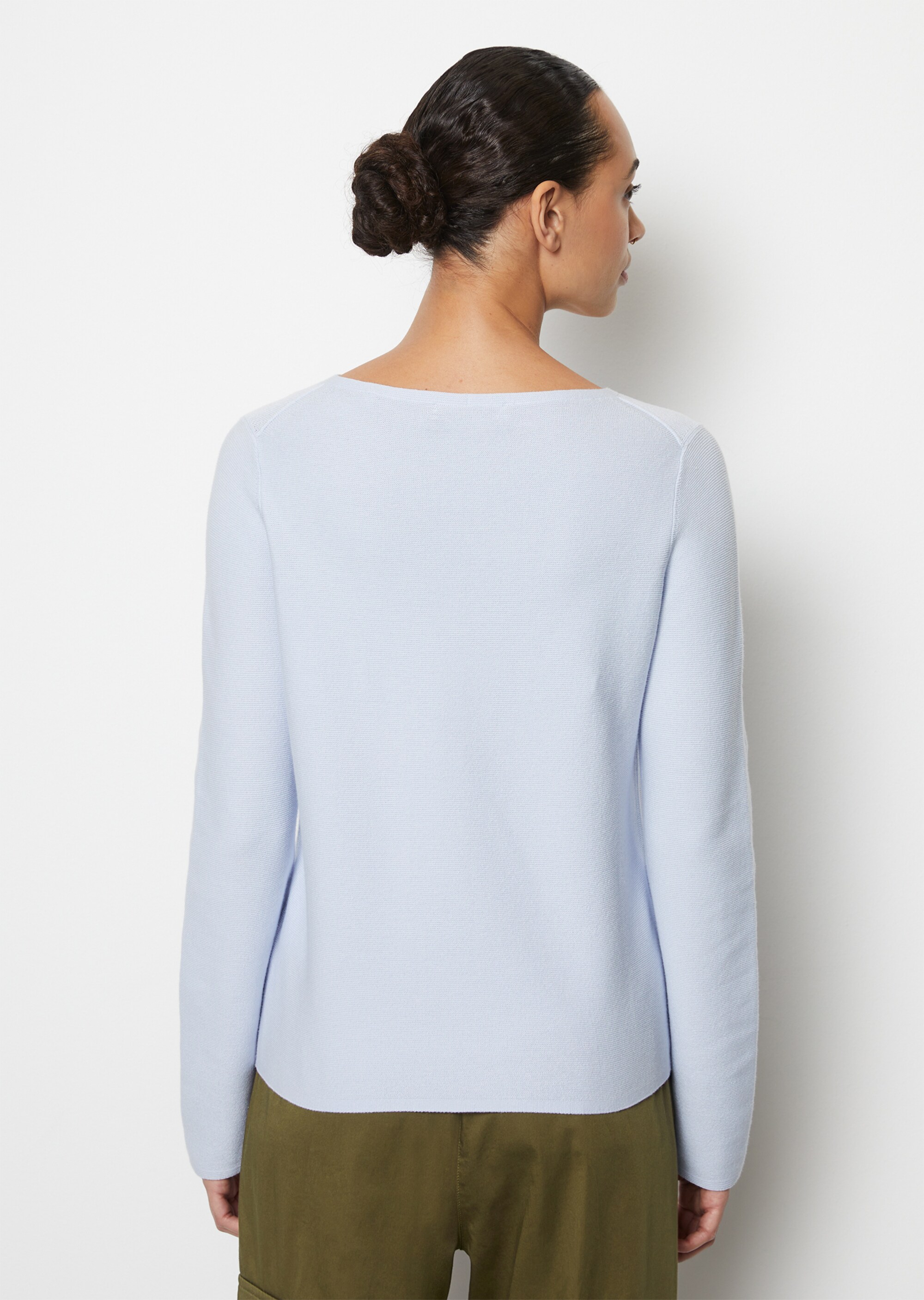 Rundhals-Strickpullover regularmit feinen linken Maschen