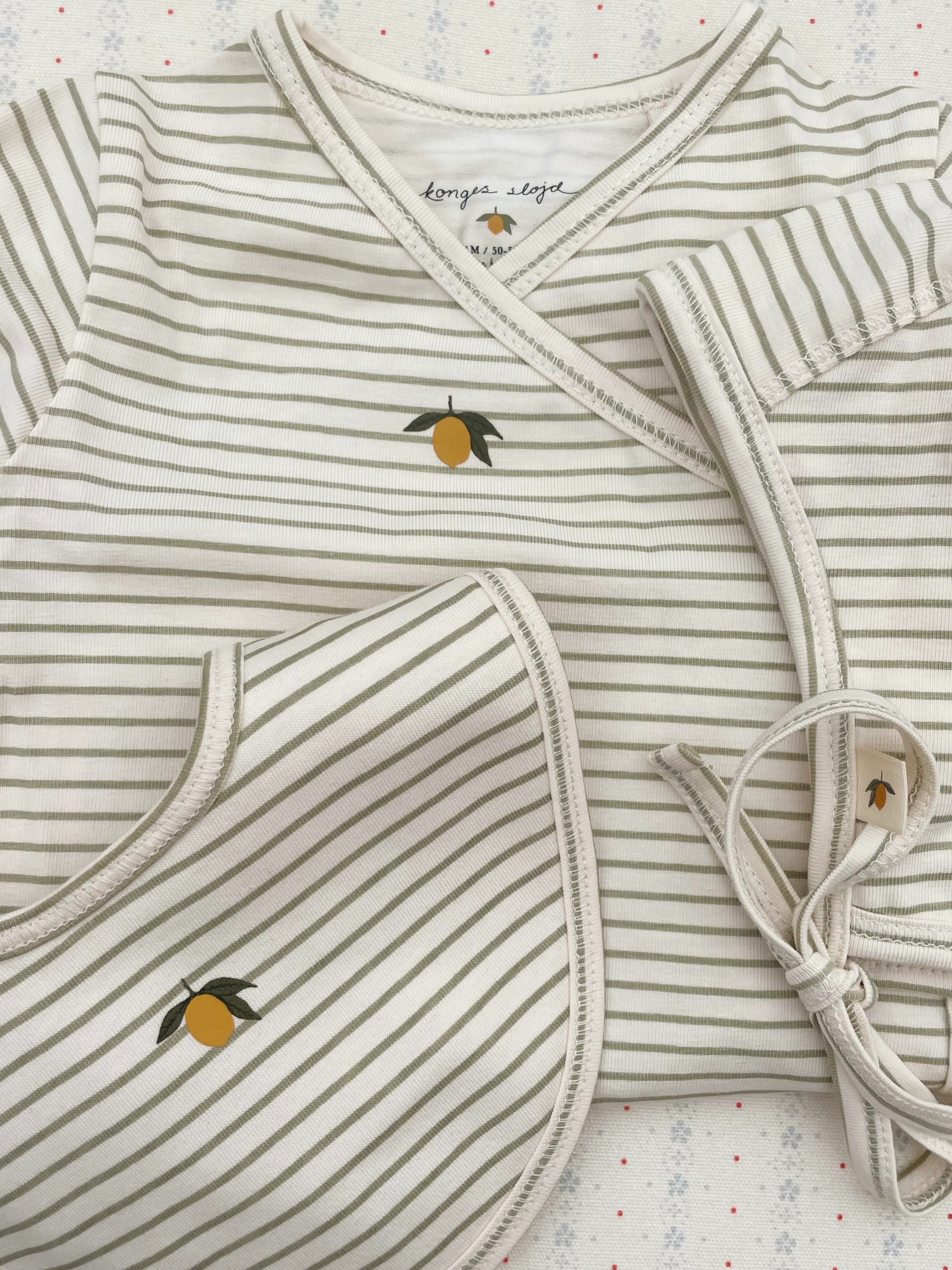Basic newborn body - tea stripe - 0-1M