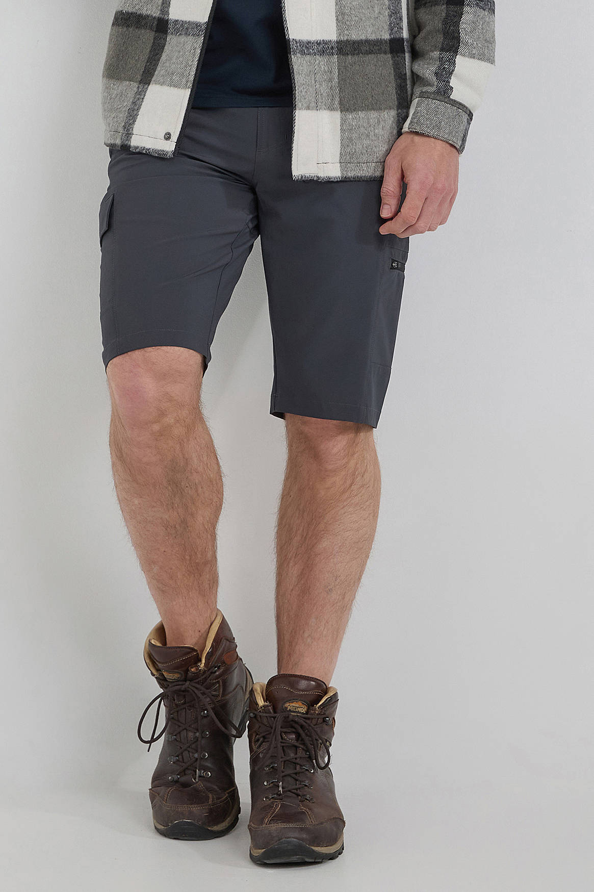 Life-Line korte outdoor broek Ernst donkergrijs