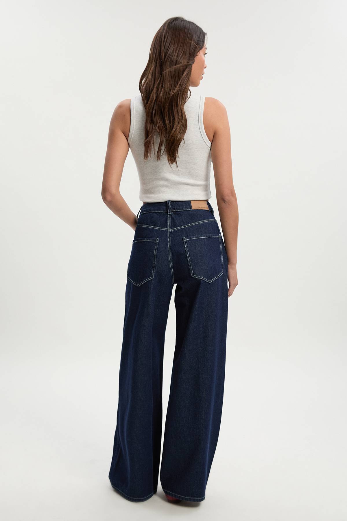 boohoo Jean skateur coupe ample à taille moyenne
