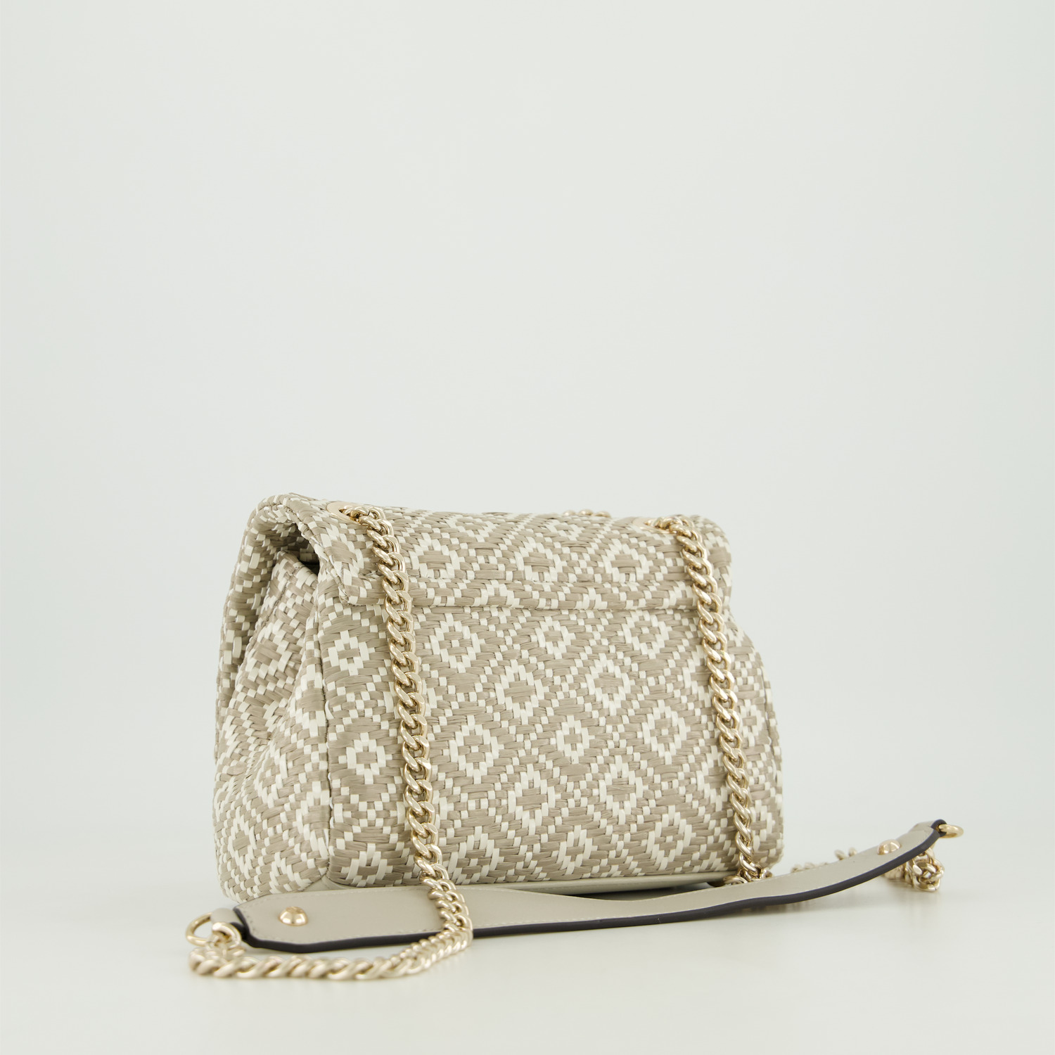 GUESS RIANEE CONVERTIBLE XBODY FLAP