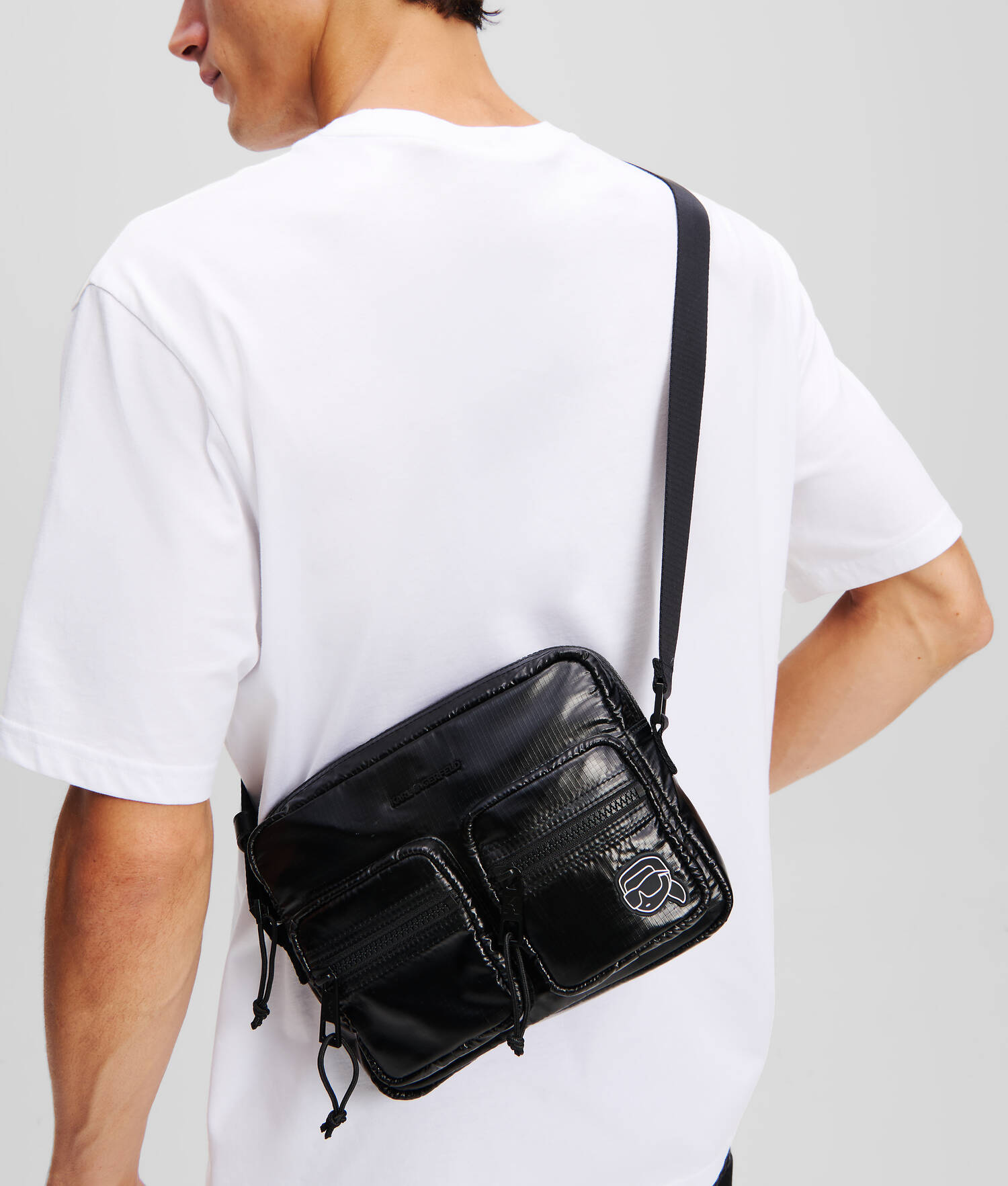 SAC BANDOULIÈRE VOLUMINEUX EN NYLON IKON - Noir