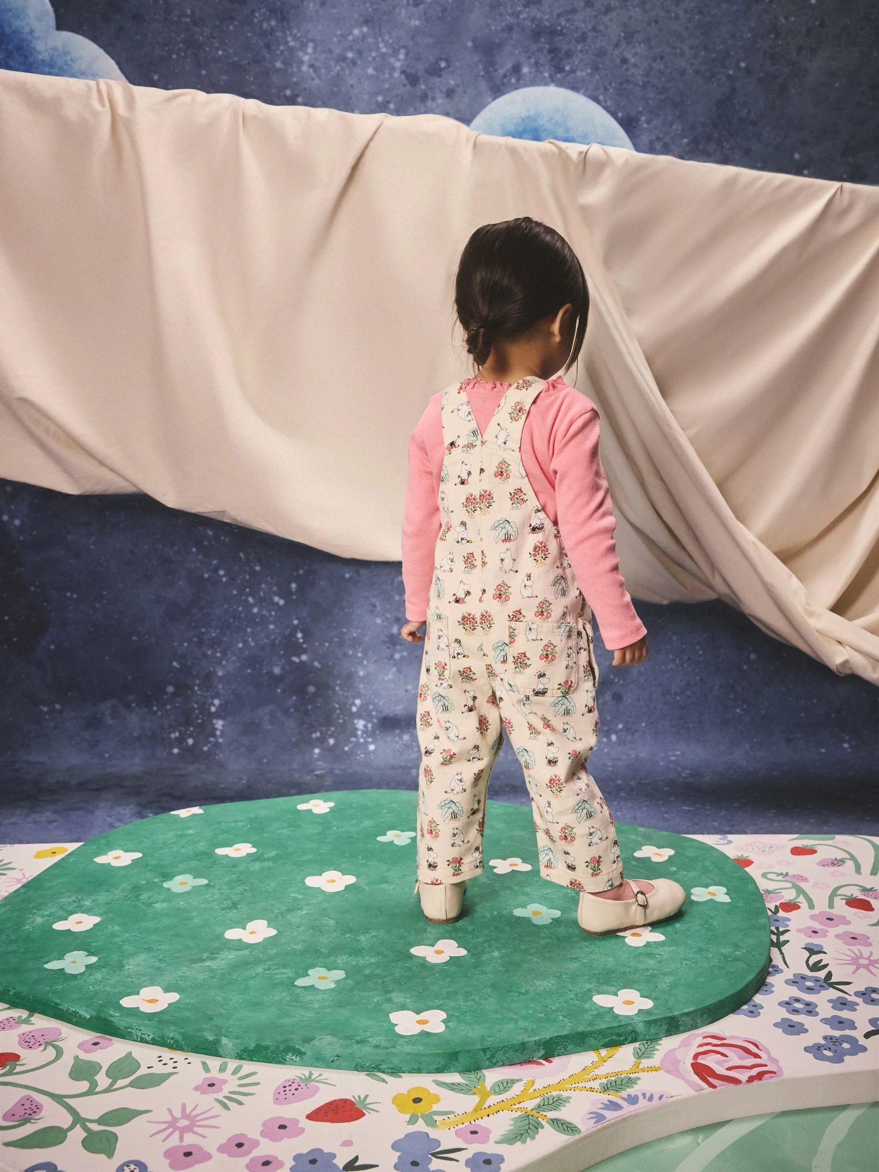 Roze - Set van tuinbroek met Moomin-print en T-shirt (3mnd -7jr)