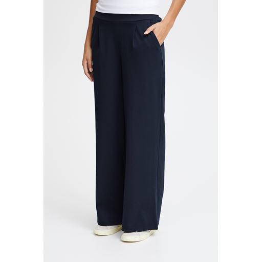 Ichi Kate Bukser, Total Eclipse, XL