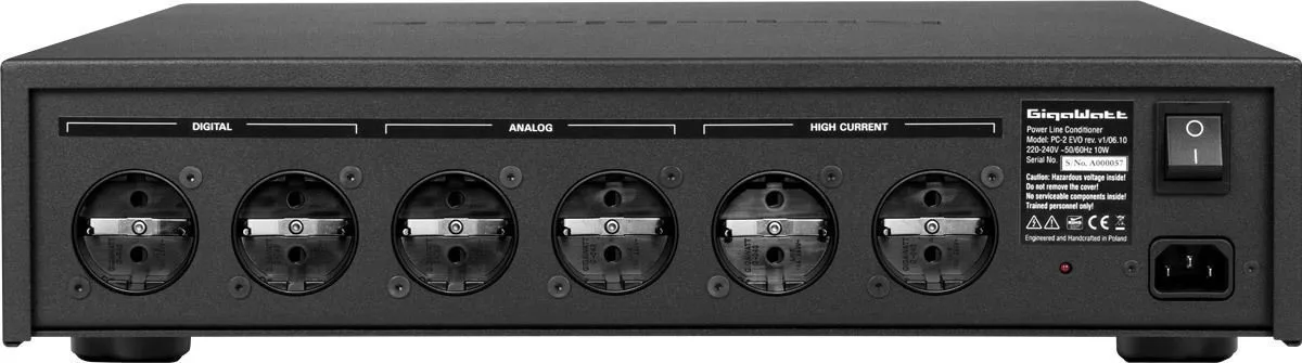 GigaWatt PC-2 EVO  avec câble LC-2 Evo (1,5 m) Conditionneurs secteur