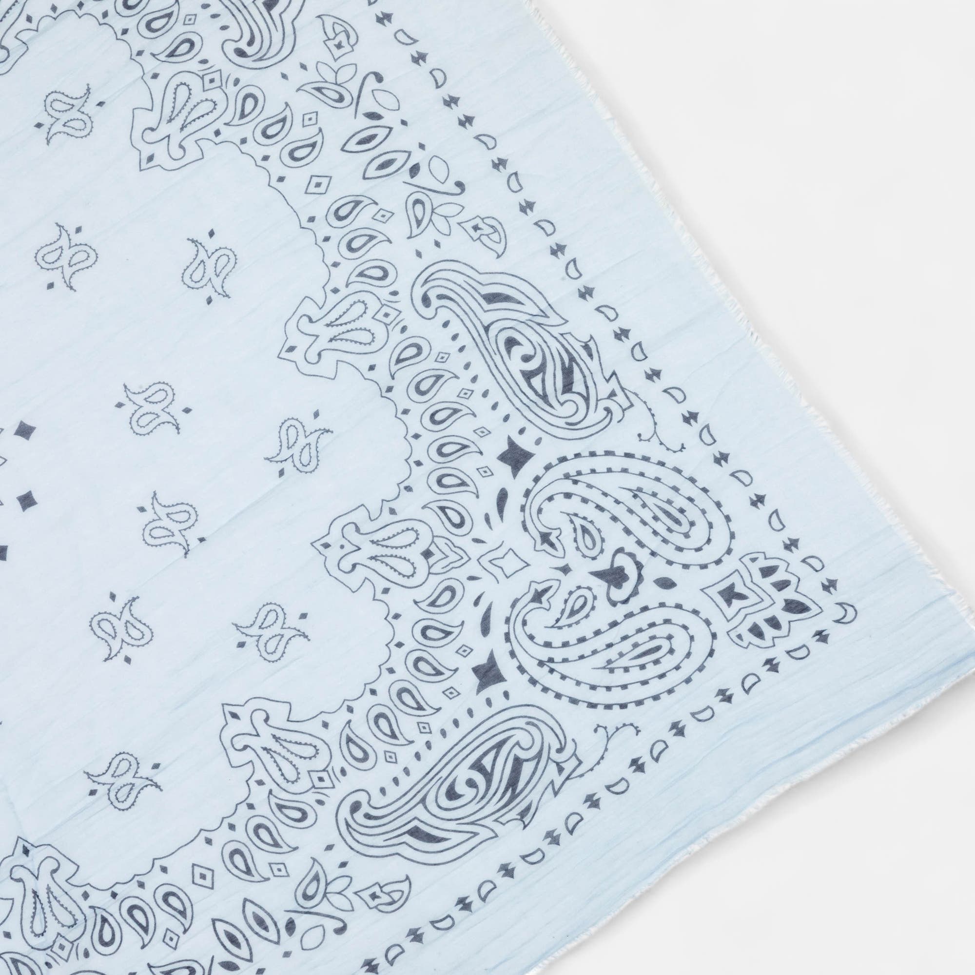 Foulard bleu ciel