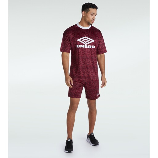 Calções Umbro com estampa de grafite