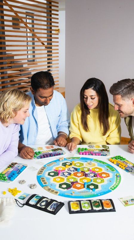 999 Games - CATAN - Nieuwe Energie - Bordspel - Inclusief Houten Speelstukken - Duurzaam Spel