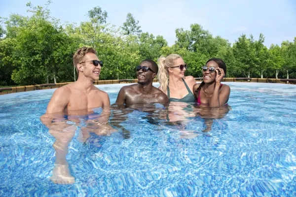 Bestway Power Steel™ Swim Vista Series™ Pool Set - 5.49m x 1.22m 23062 L