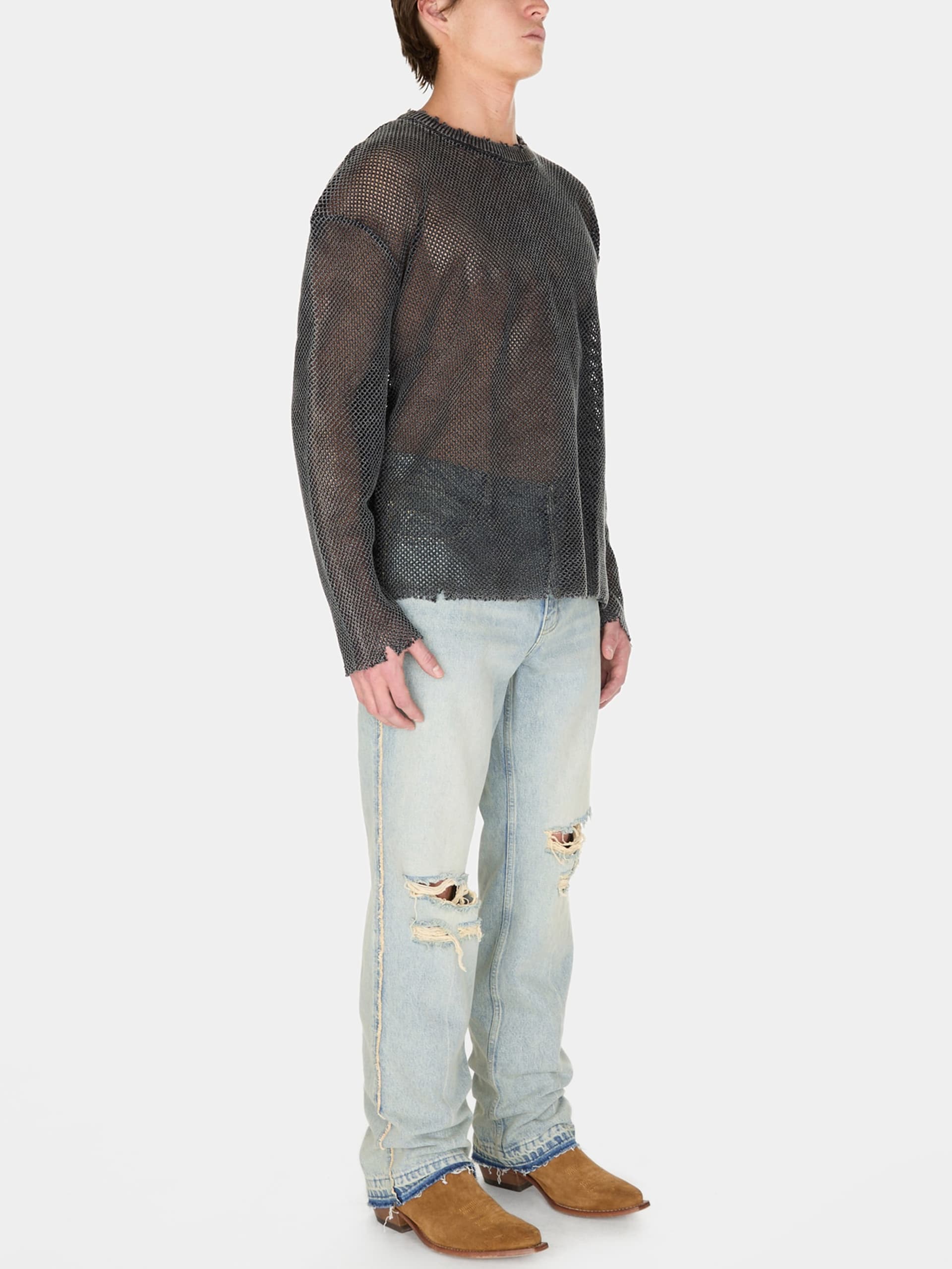 calça flare jeans desgastada