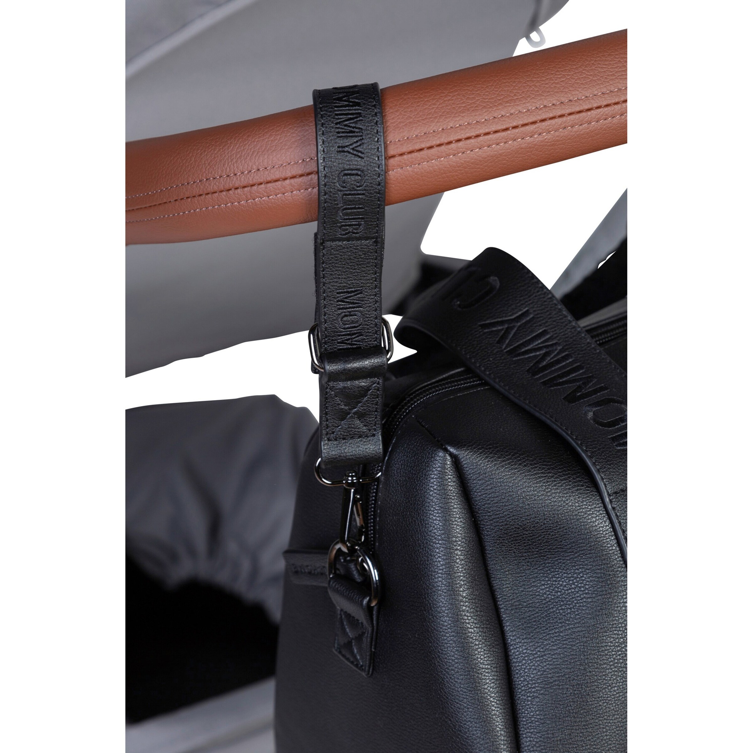 Childhome Wickelhandtasche MOMMY CLUB aus Lederimitat schwarz