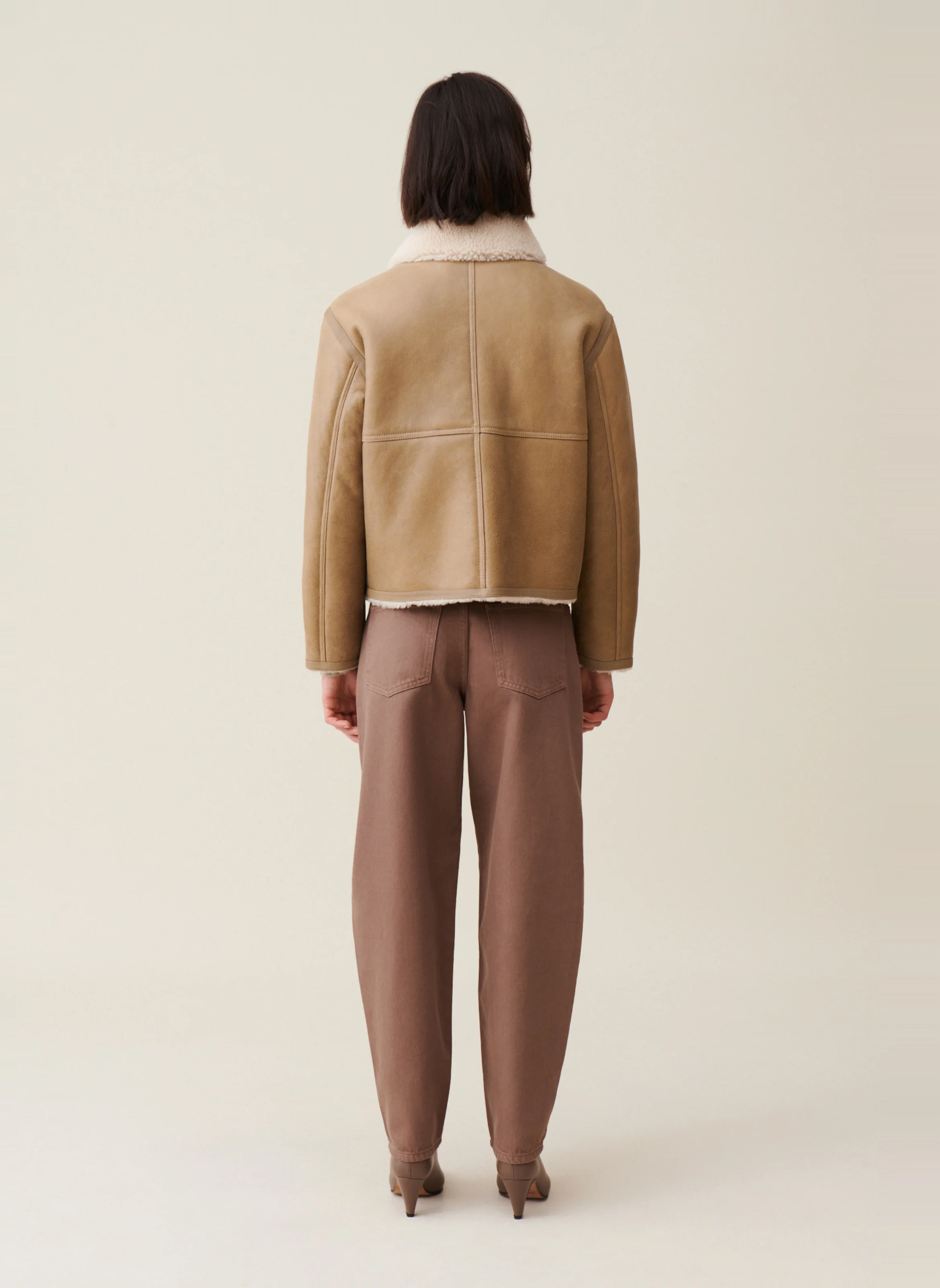 Veste courte en cuir| Beige
