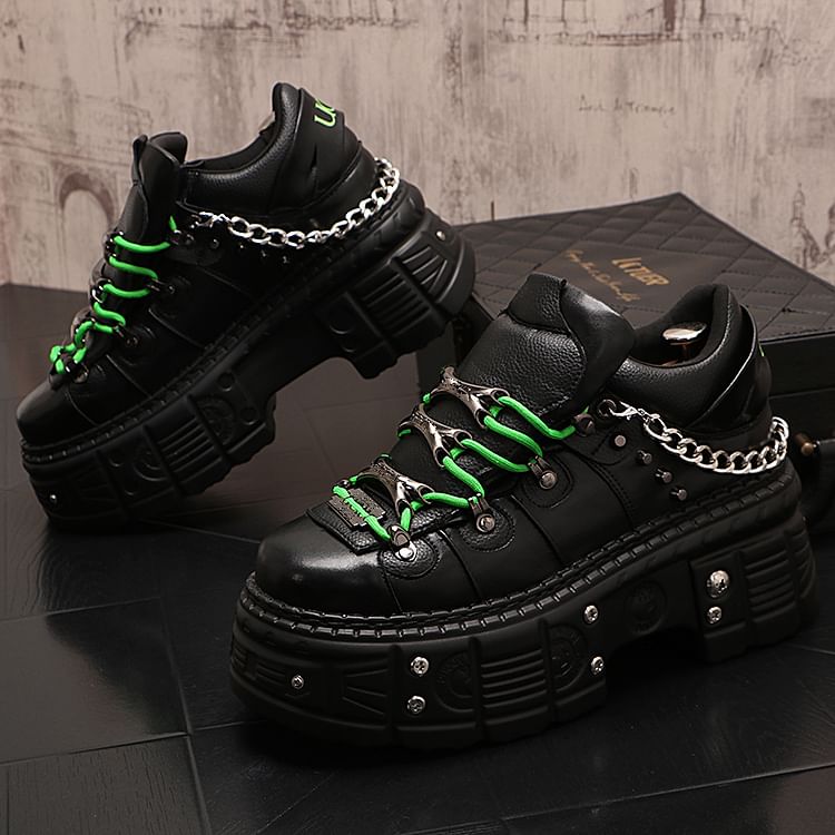 Mr Ozera - Platform Sneakers met Studs en Kettingdetail