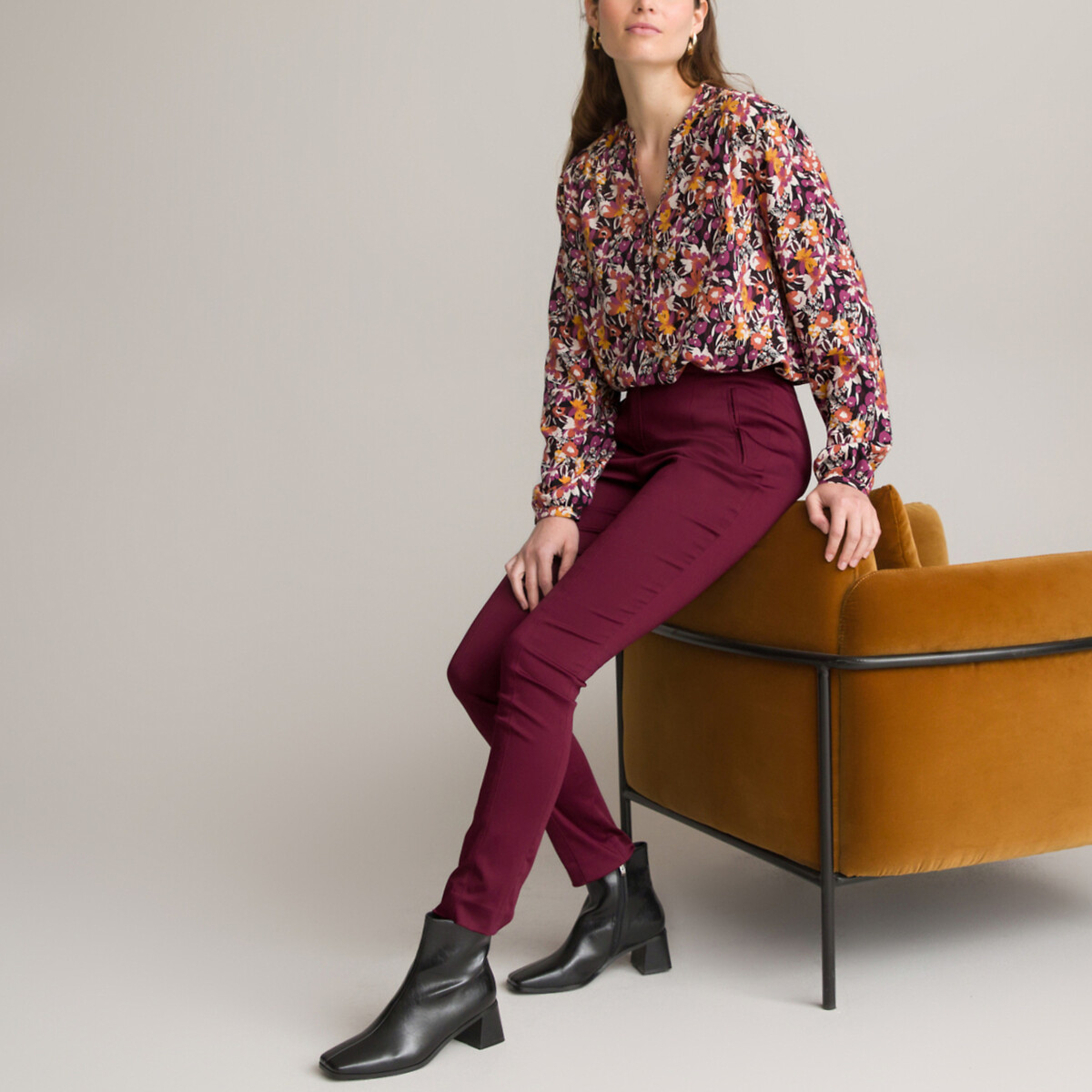 ANNE WEYBURN<br>Calças retas com conforto elástico