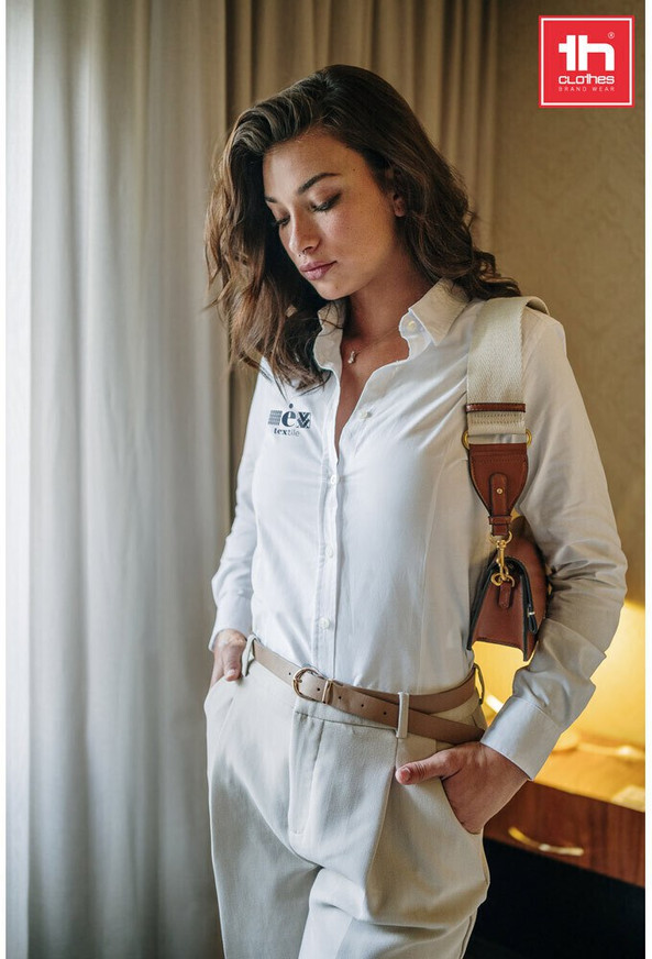 TH Clothes 30197 - Chemise oxford à manches longues pour femmes. Couleur blanche