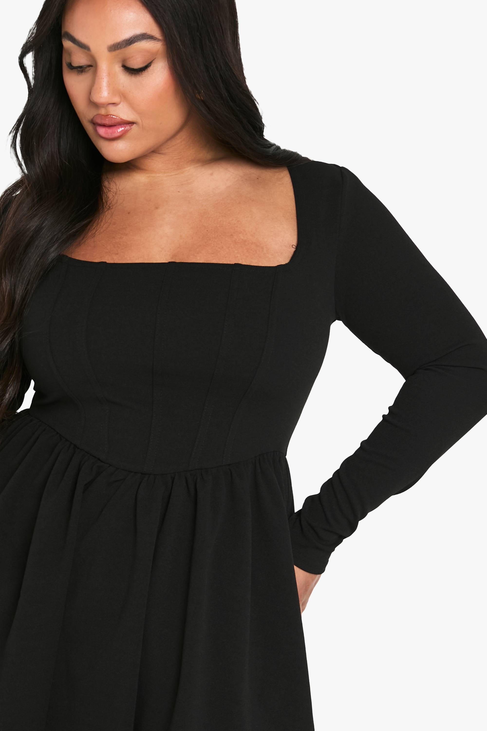 boohoo Plus Robe Skater Grande Taille à Détail Corset