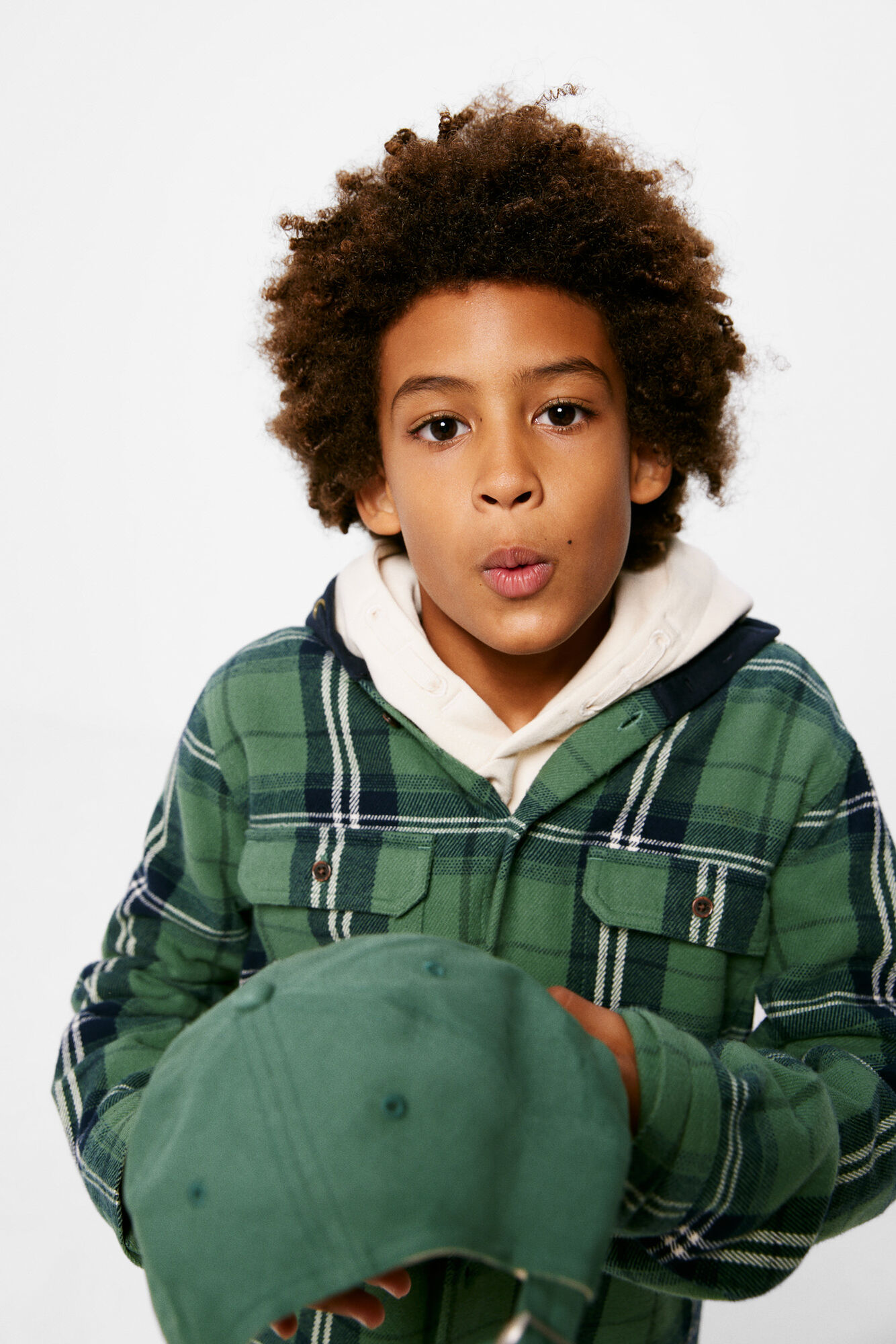 Camisa xadrez com capuz para menino
