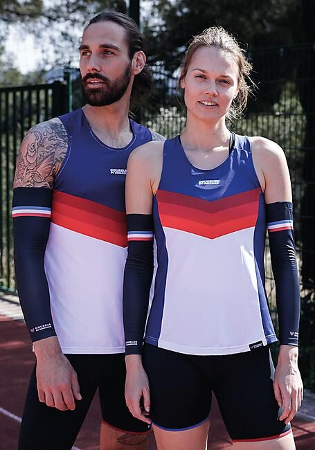COUREUR DU DIMANCHE - MANCHETTES CHAMPION DE FRANCE
