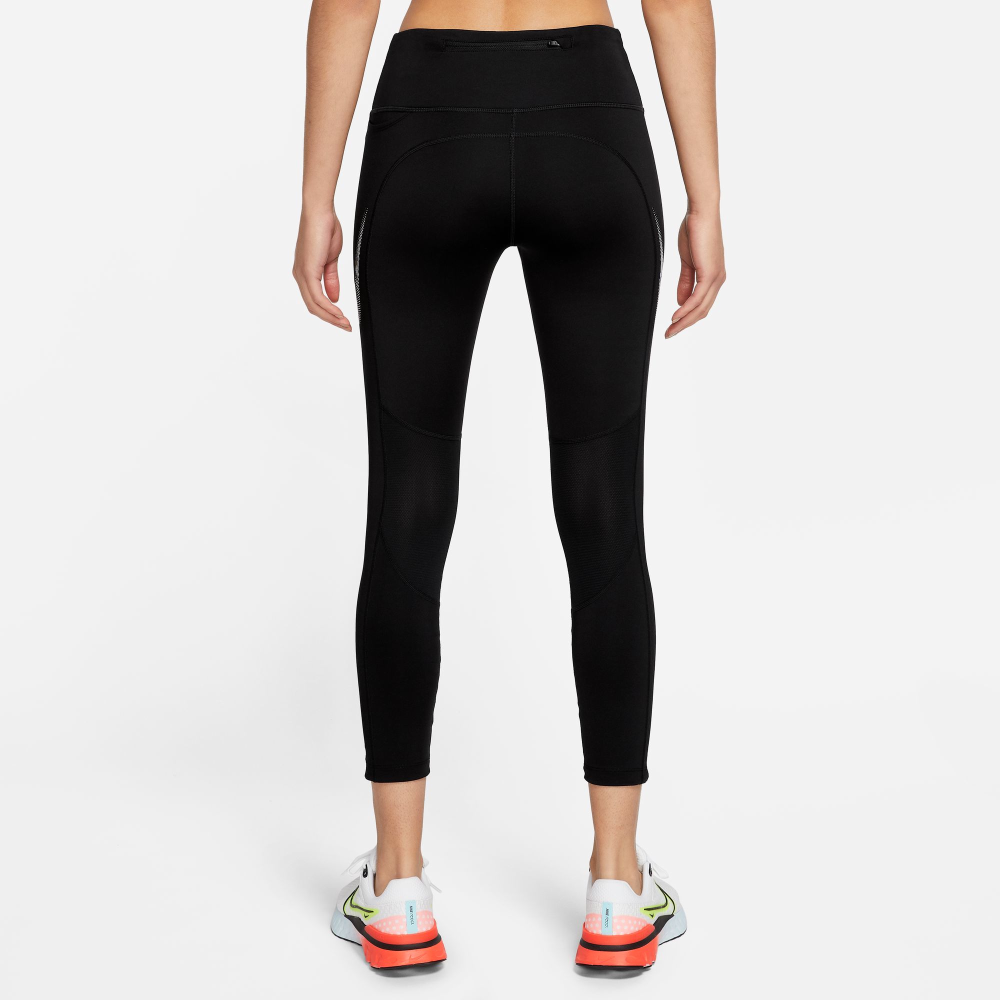 Nike Nike Swoosh Fast Women"s Mid-R