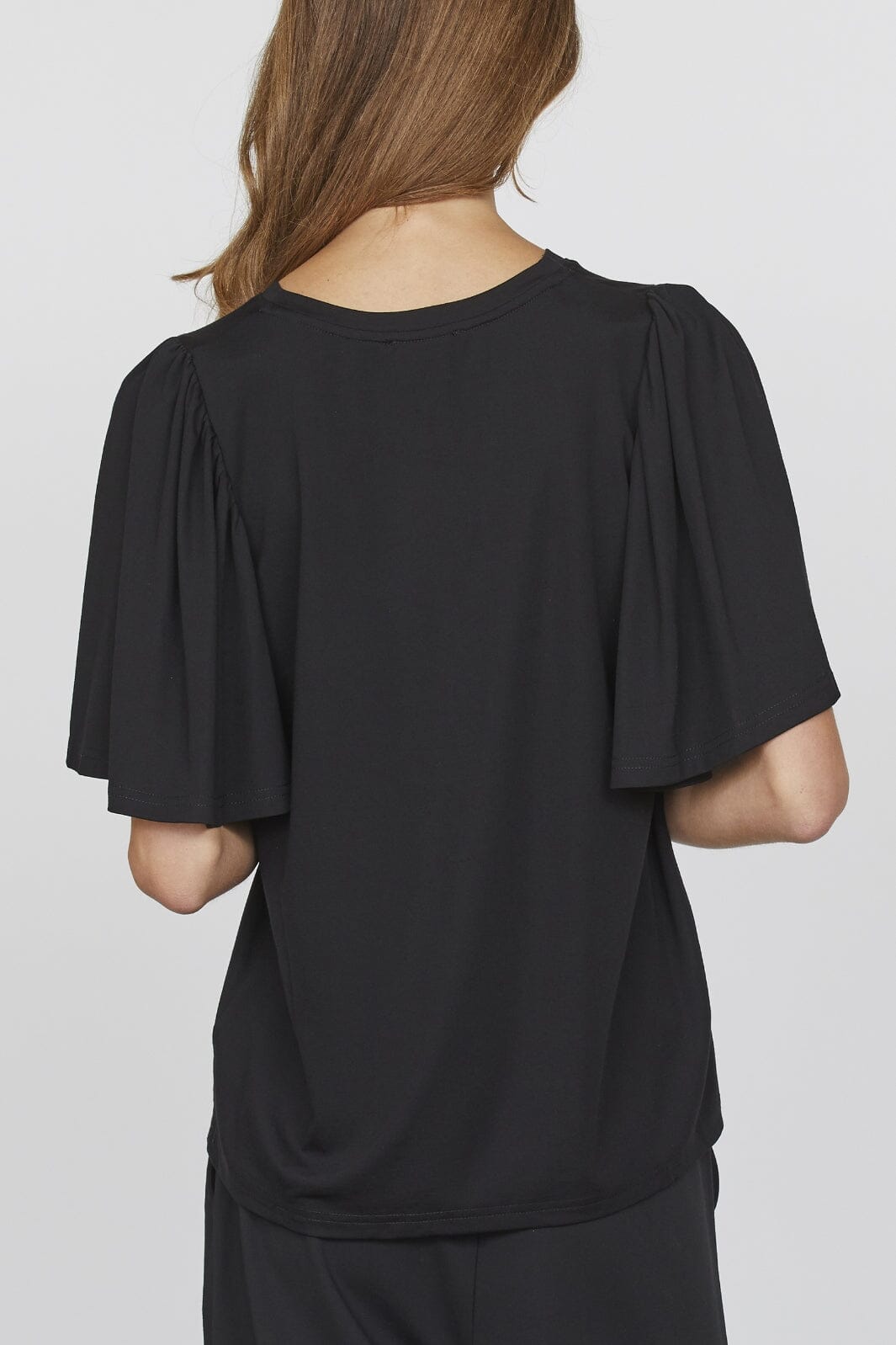 Love & Divine Love648-1 00 black