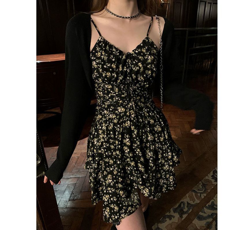 Ango - Spaghettibandjes bloemen asymmetrische mini A-lijn zomerjurk