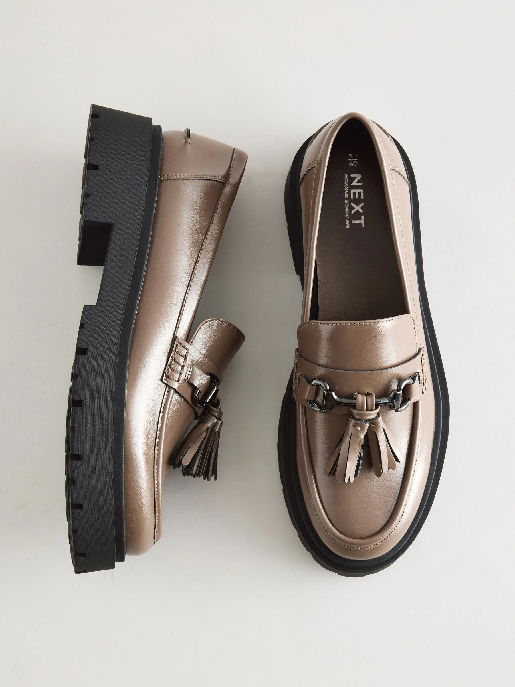 Mokkabruin - Forever Comfort Chunky Platform Tassel Loafers