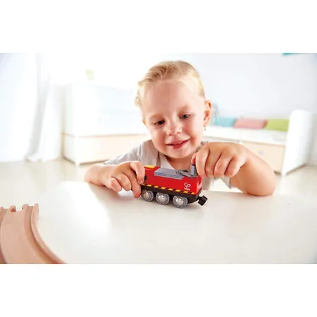 Hape Zug mit Kurbelantrieb