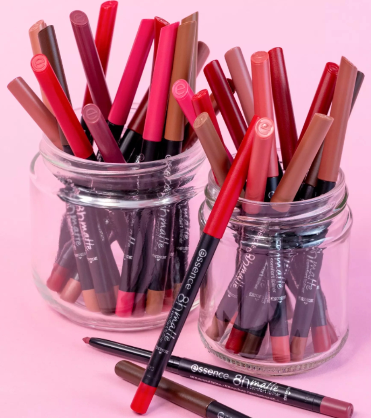 essence - Delineador labial 8h Matte confort - 22: Ash Attitude