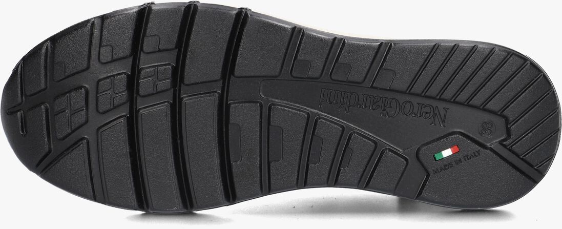 NERO GIARDINI zwarte nero giardini lage sneakers 08335