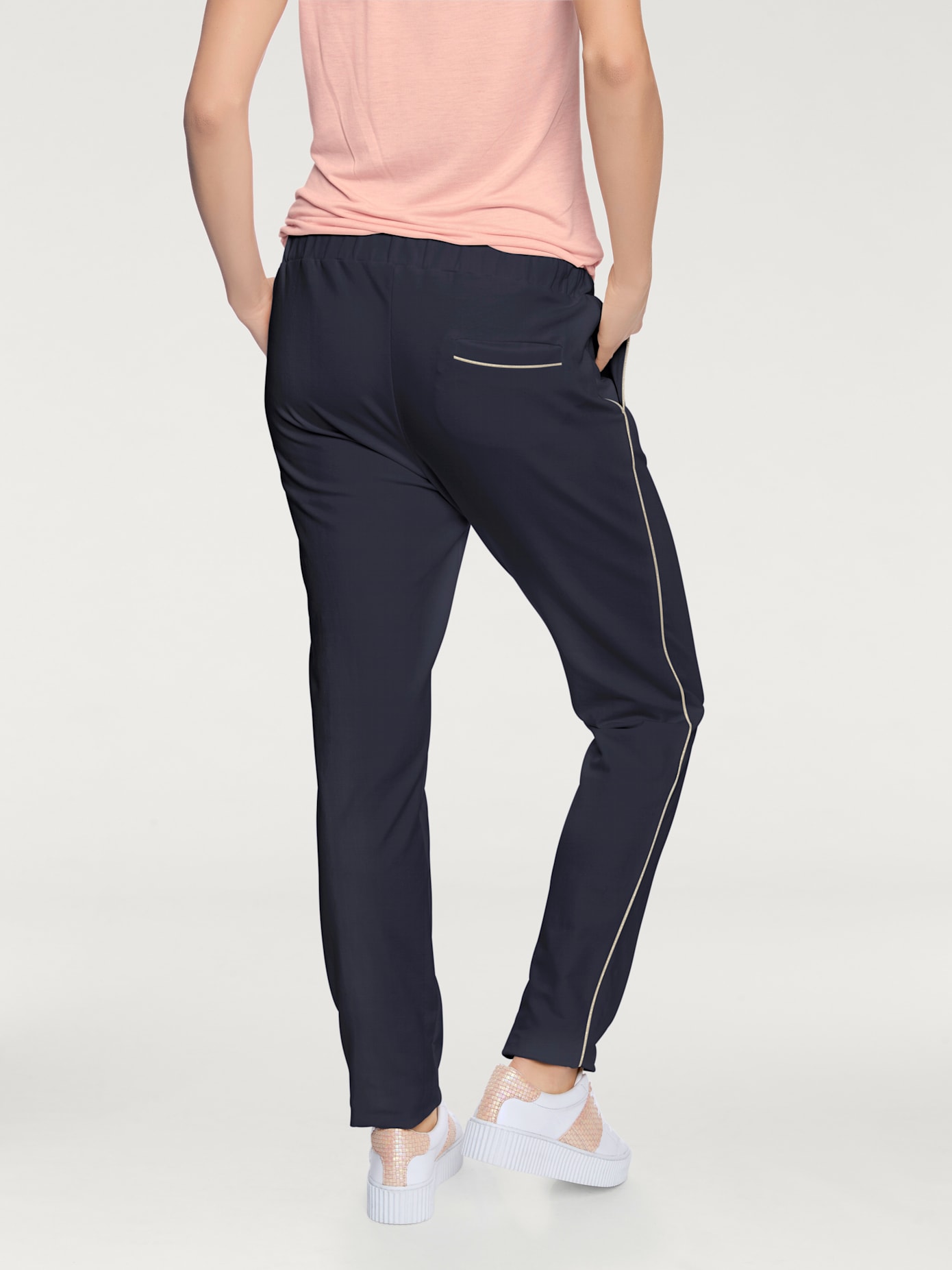 Pantalon de jogging coupe carotte