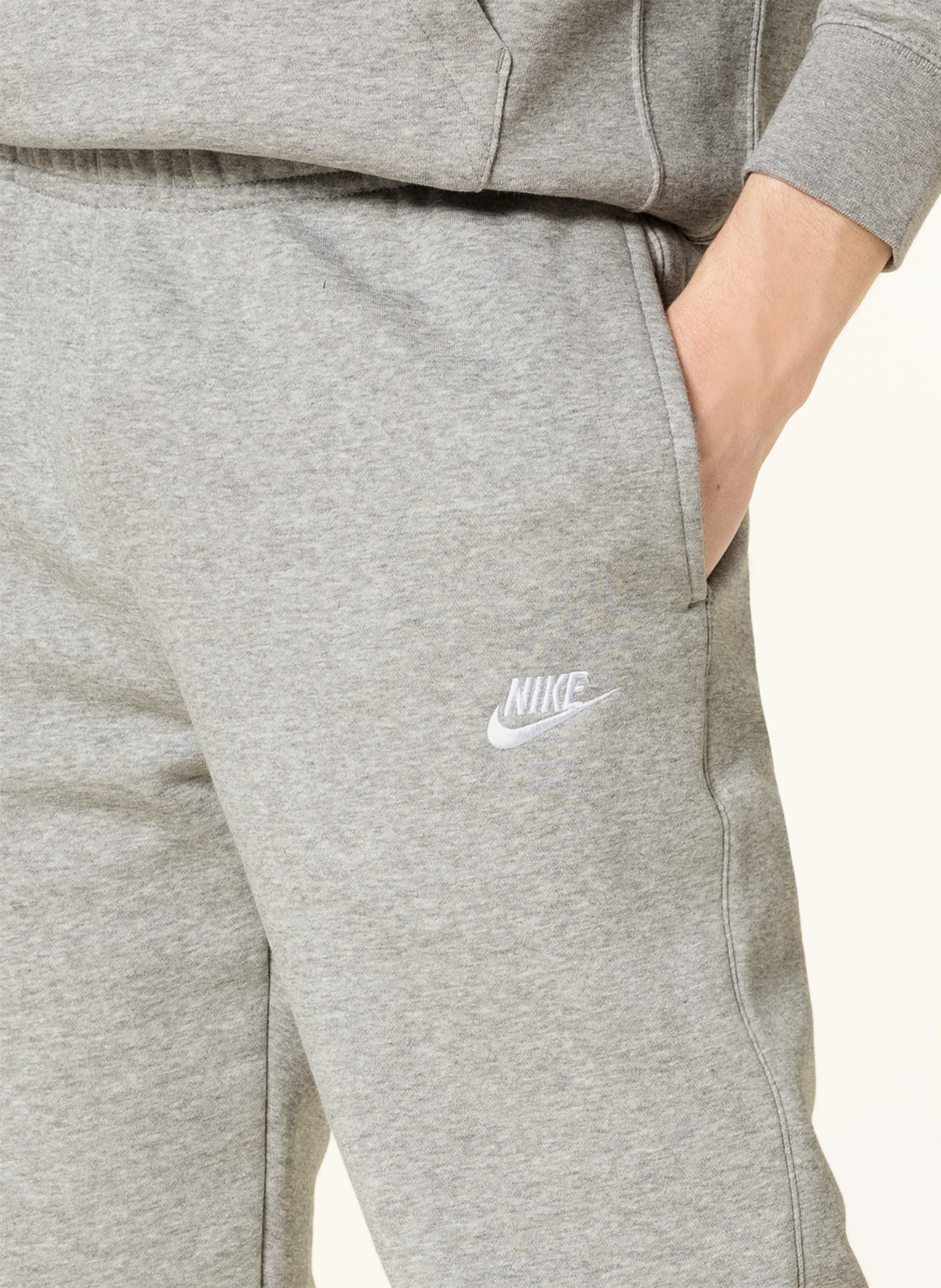 Nike Sweatpants SPORTSWEAR CLUB