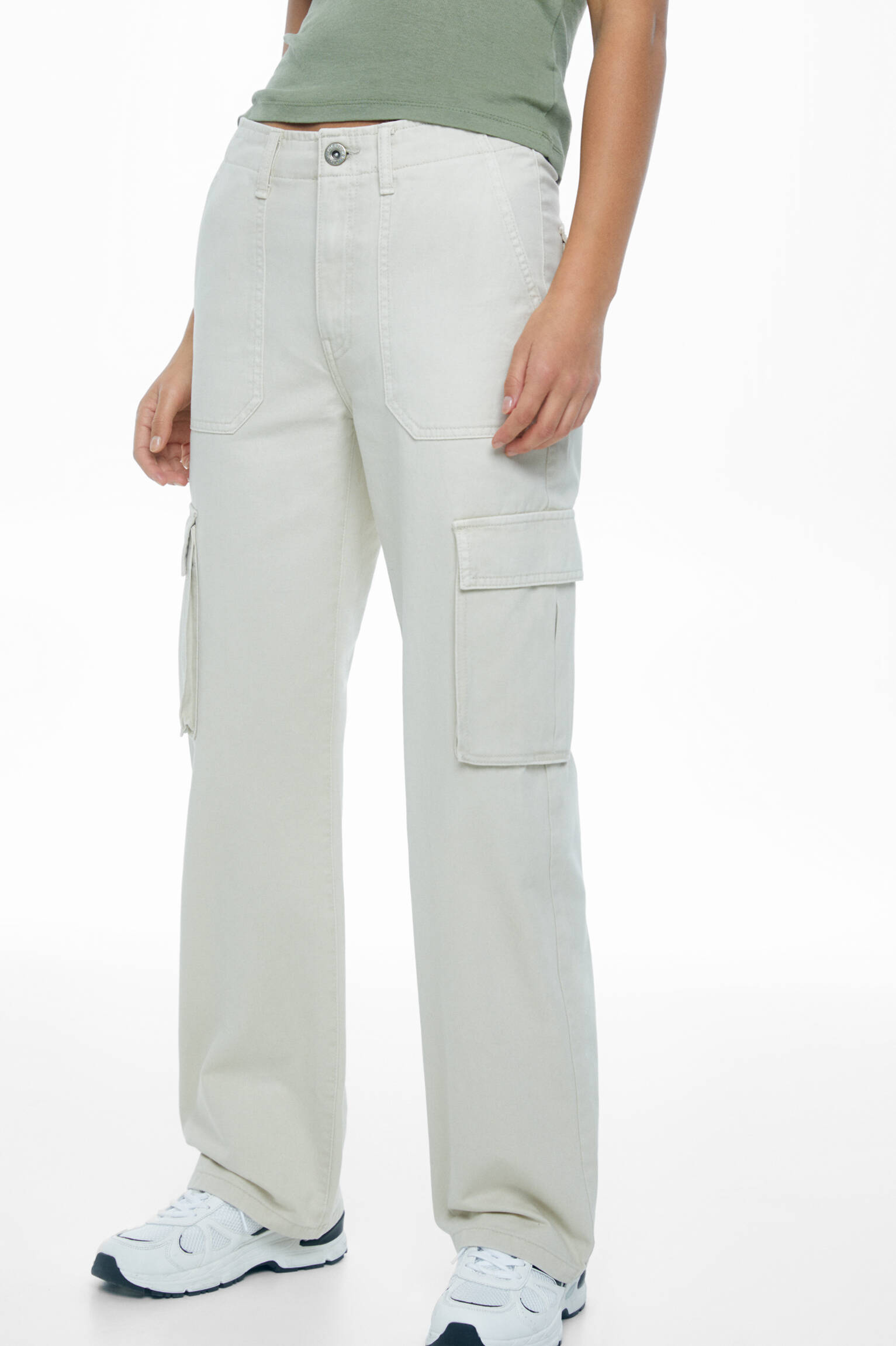 Calça cargo reta - cor pedra