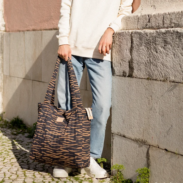 Nobodinoz - Hyde Park Tasche XXL, wasserfest, blue waves