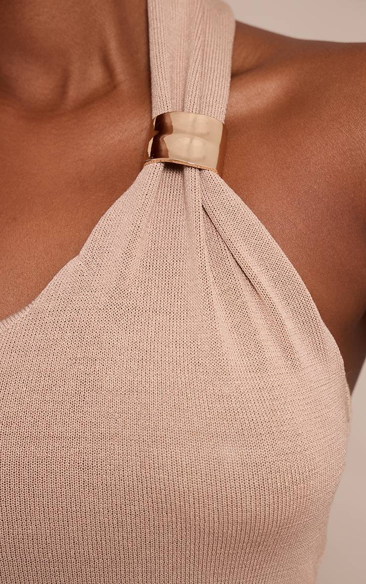 Avoine Haut En Maille Asymétrique Avec Détail De Finition