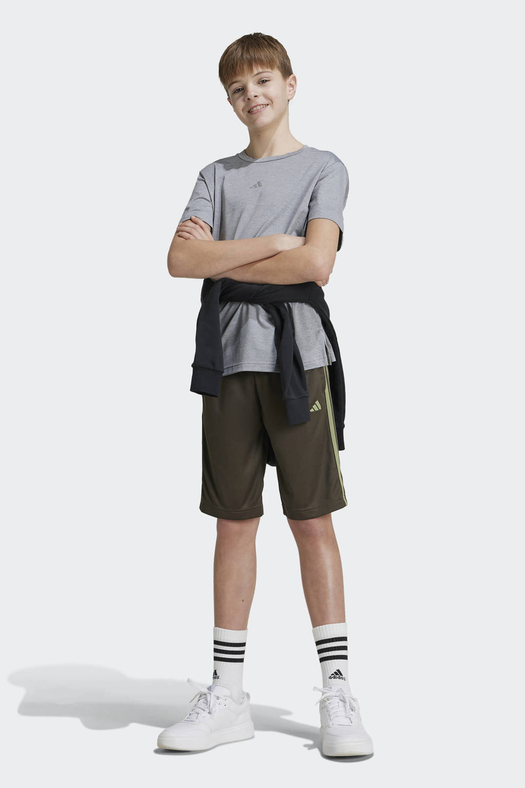 adidas regular fit casual short met logo olijfgroen/lichtgroen