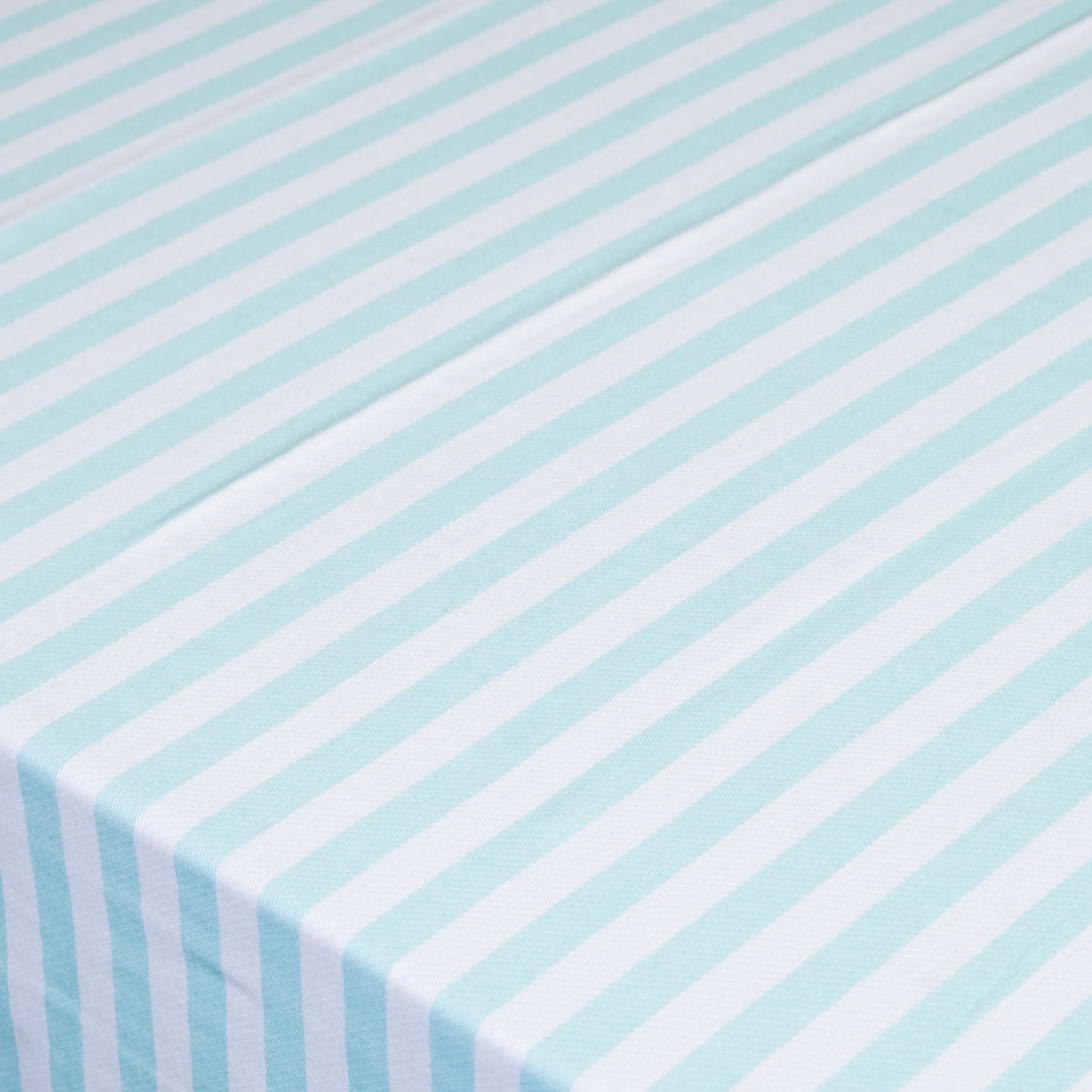 Linen & More tafelkleed Nuno groen 140 x 300 cm