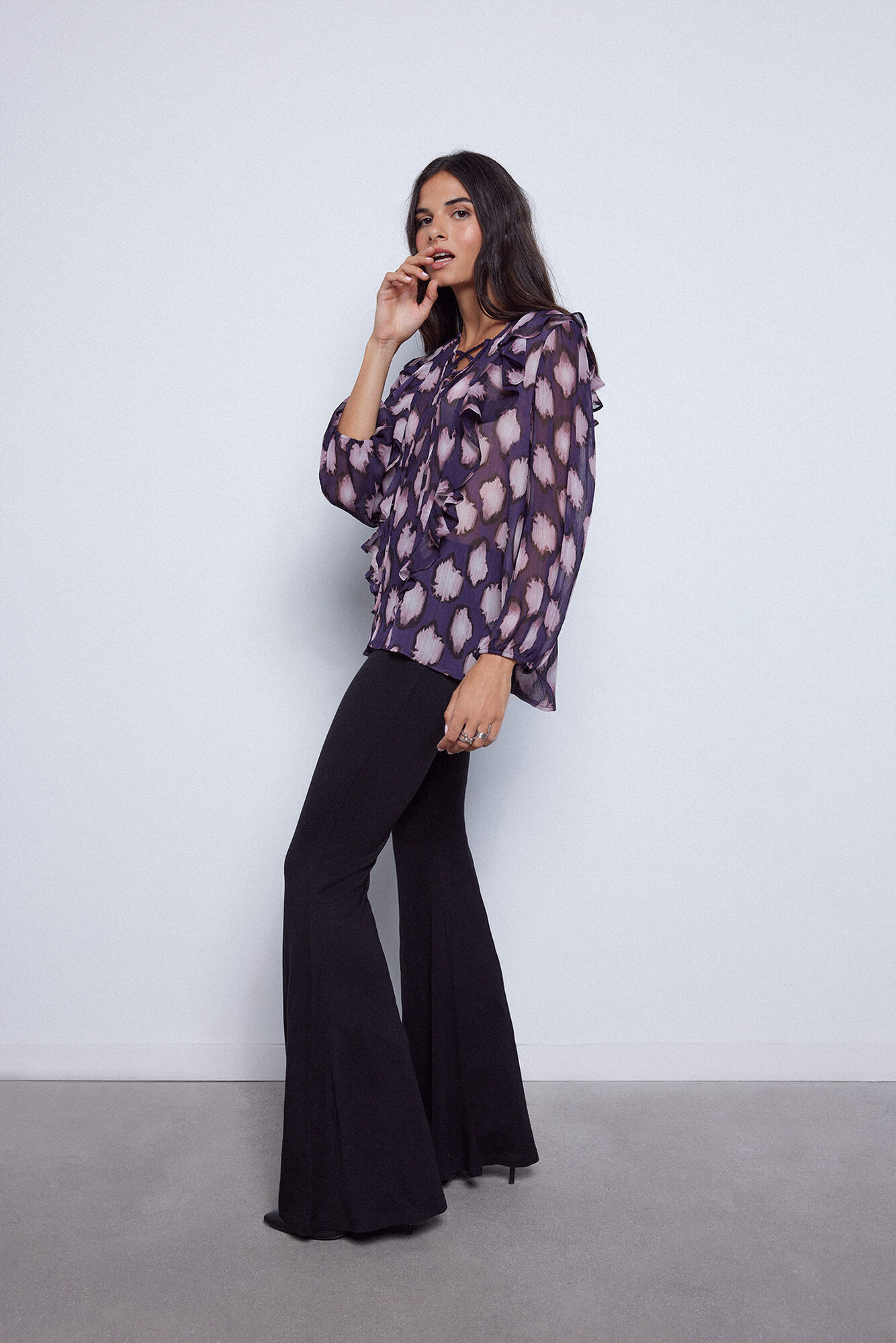 Blusa estampada com babados