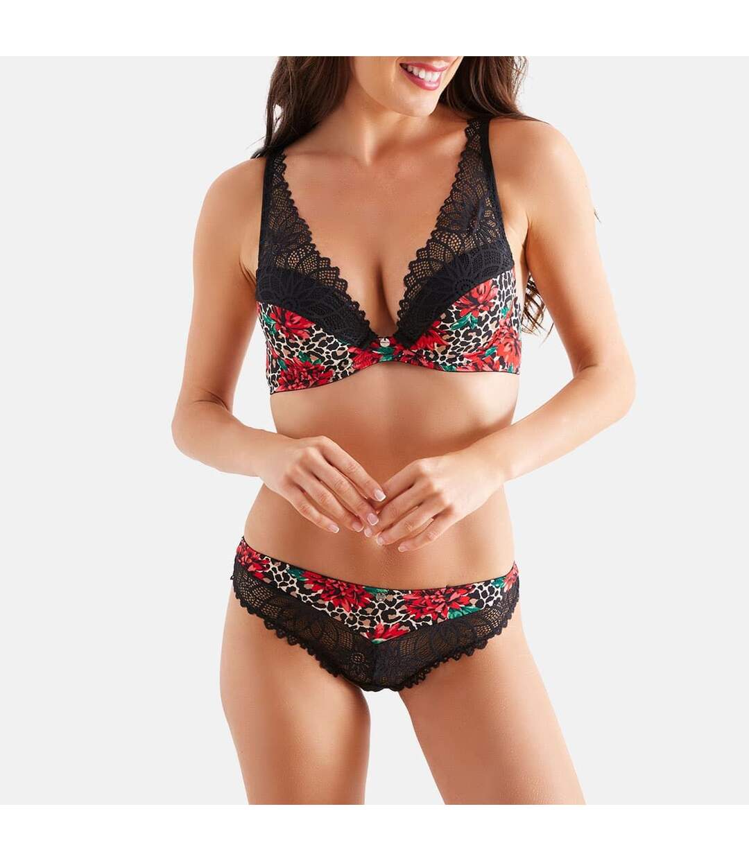 Soutien-gorge ampliforme coque moulée noir Lisa